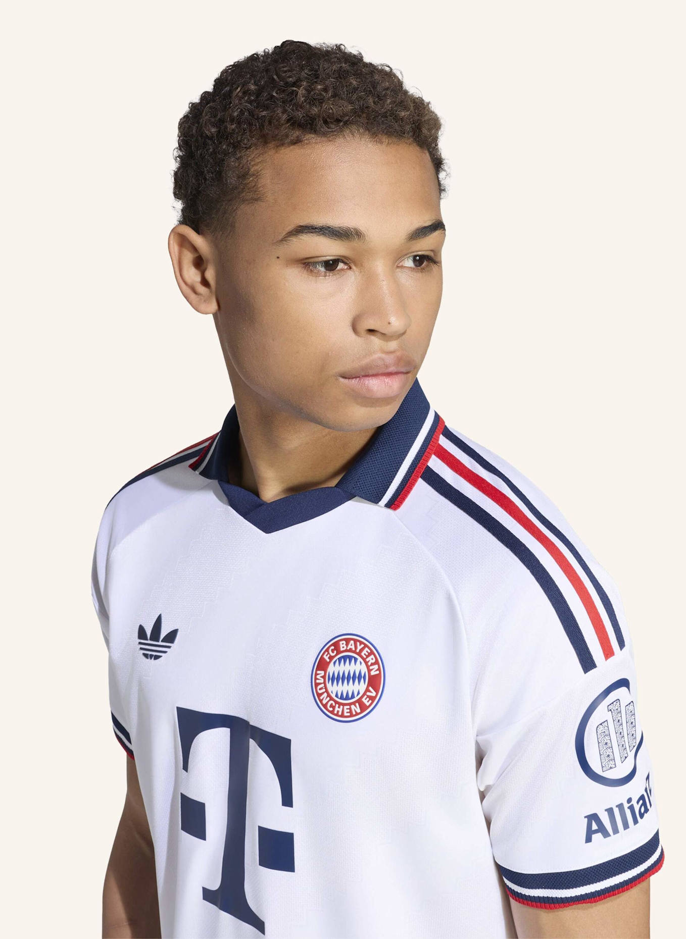 adidas FC BAYERN MÜNCHEN 26/27 AUTHENTIC AUSWÄRTSTRIKOT: WEISS