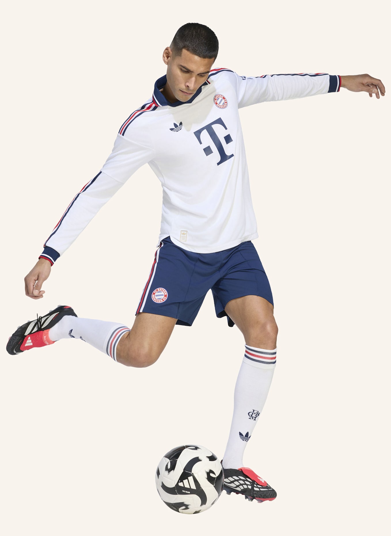 adidas FC BAYERN MÜNCHEN 26/27 AUTHENTIC AUSWÄRTSTRIKOT, LANGÄRMELIG: WEISS