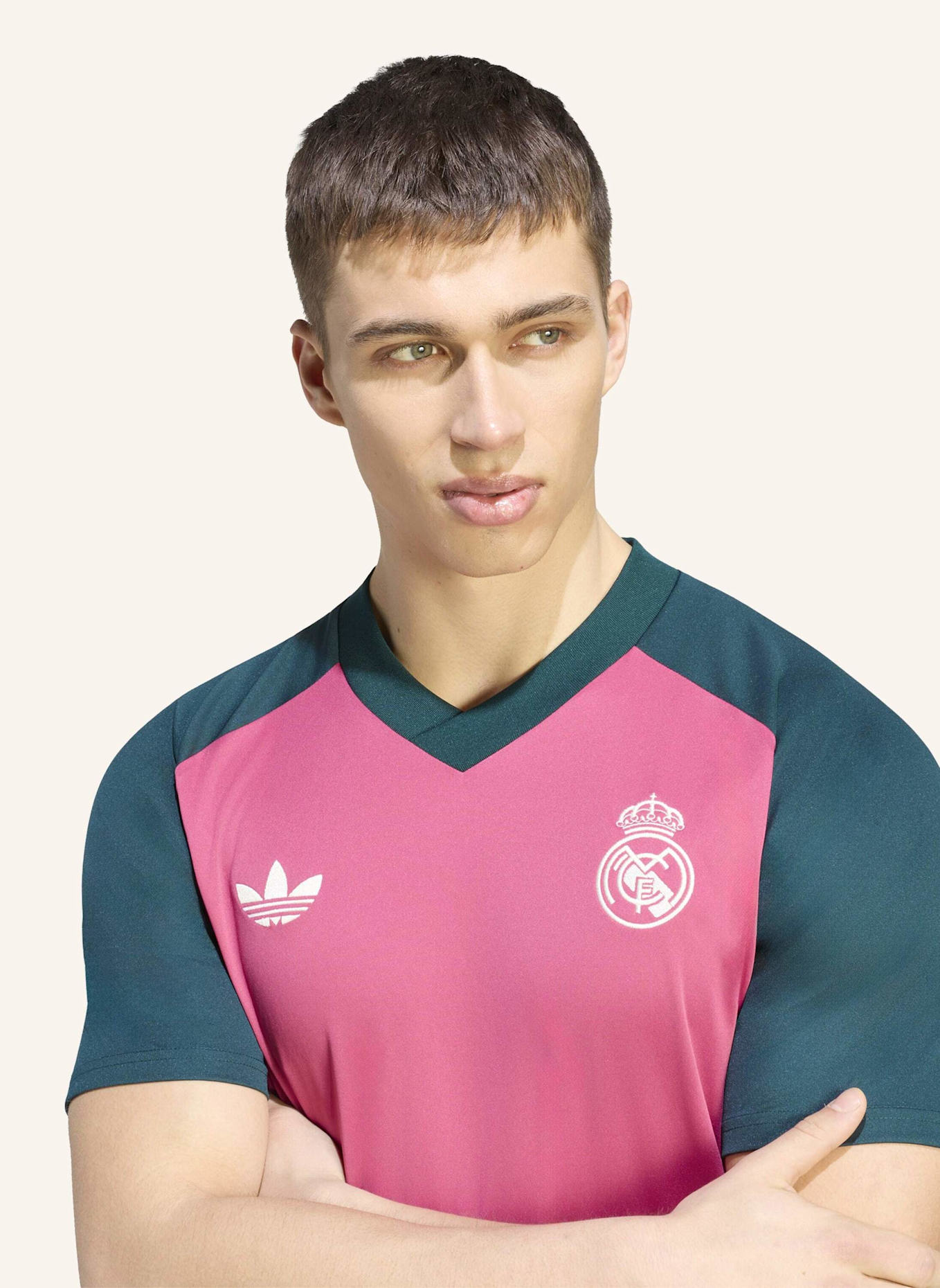 adidas REAL MADRID 26/27 PRE-MATCH TRIKOT: ROSA/ GRÜN