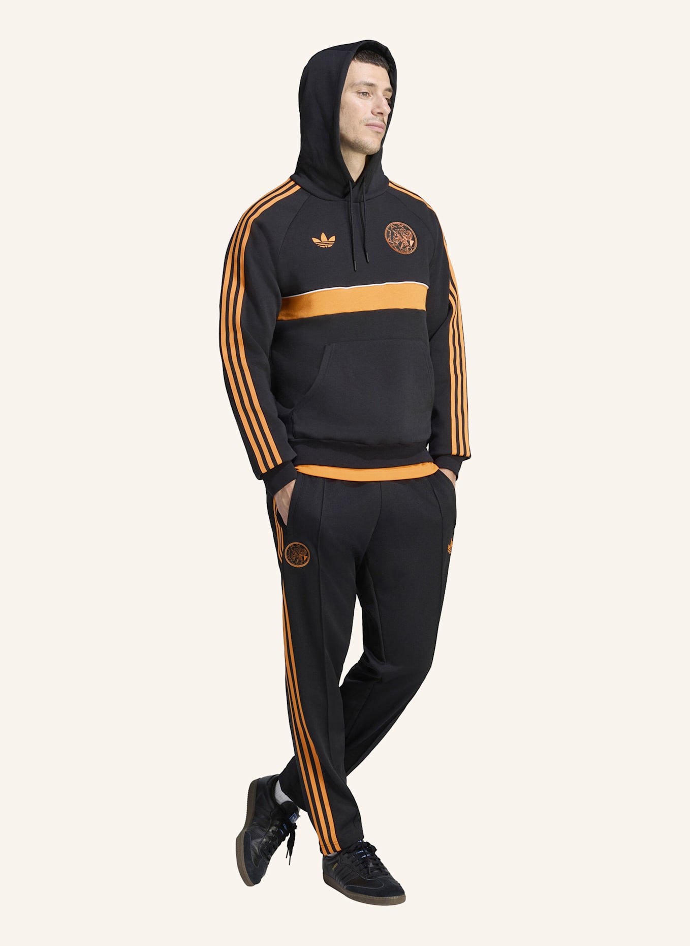 adidas AJAX AMSTERDAM ORIGINALS HOODIE: SCHWARZ