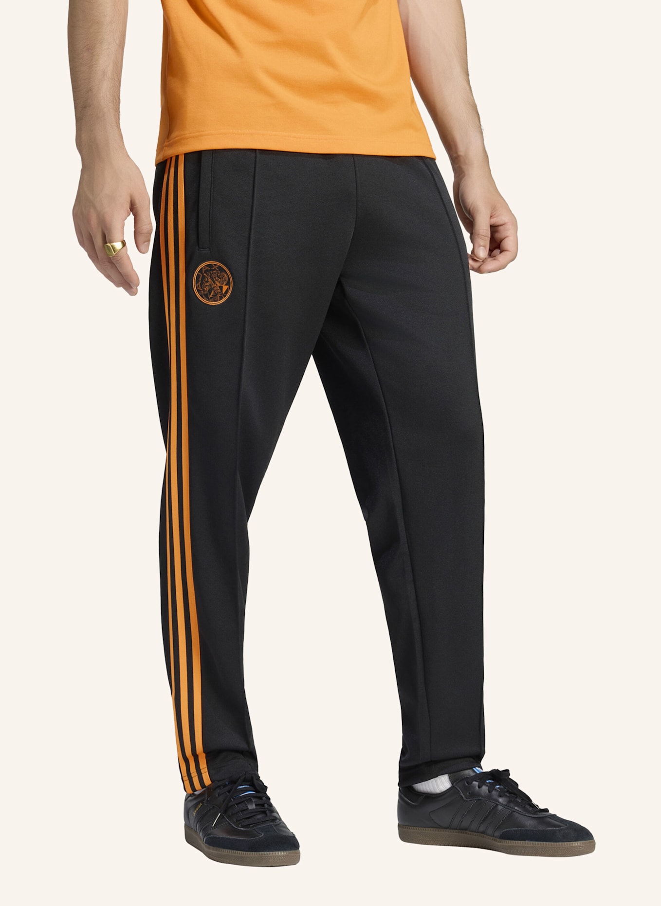 adidas AJAX AMSTERDAM ORIGINALS TRAININGSHOSE: SCHWARZ