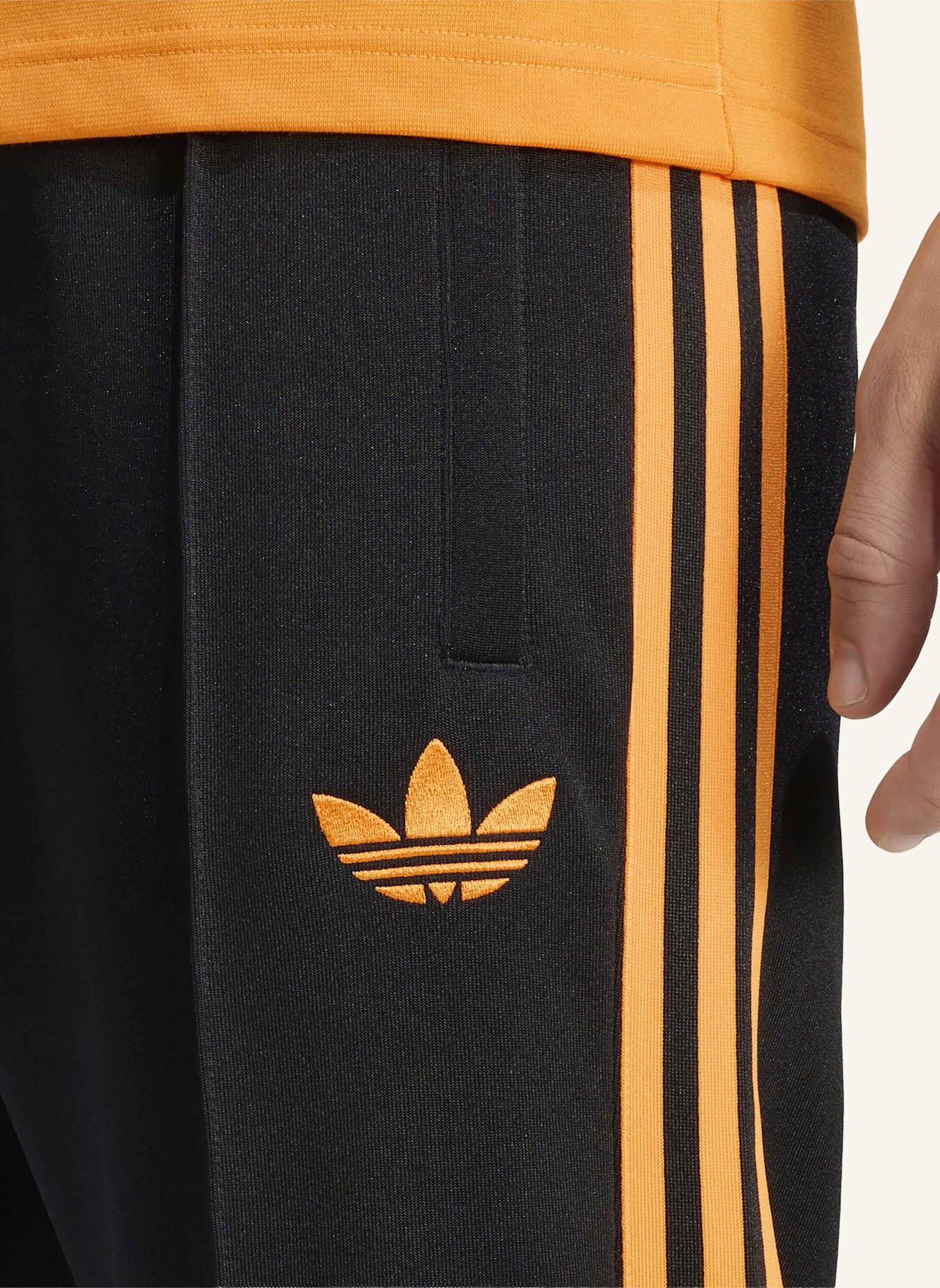 adidas AJAX AMSTERDAM ORIGINALS TRAININGSHOSE: SCHWARZ