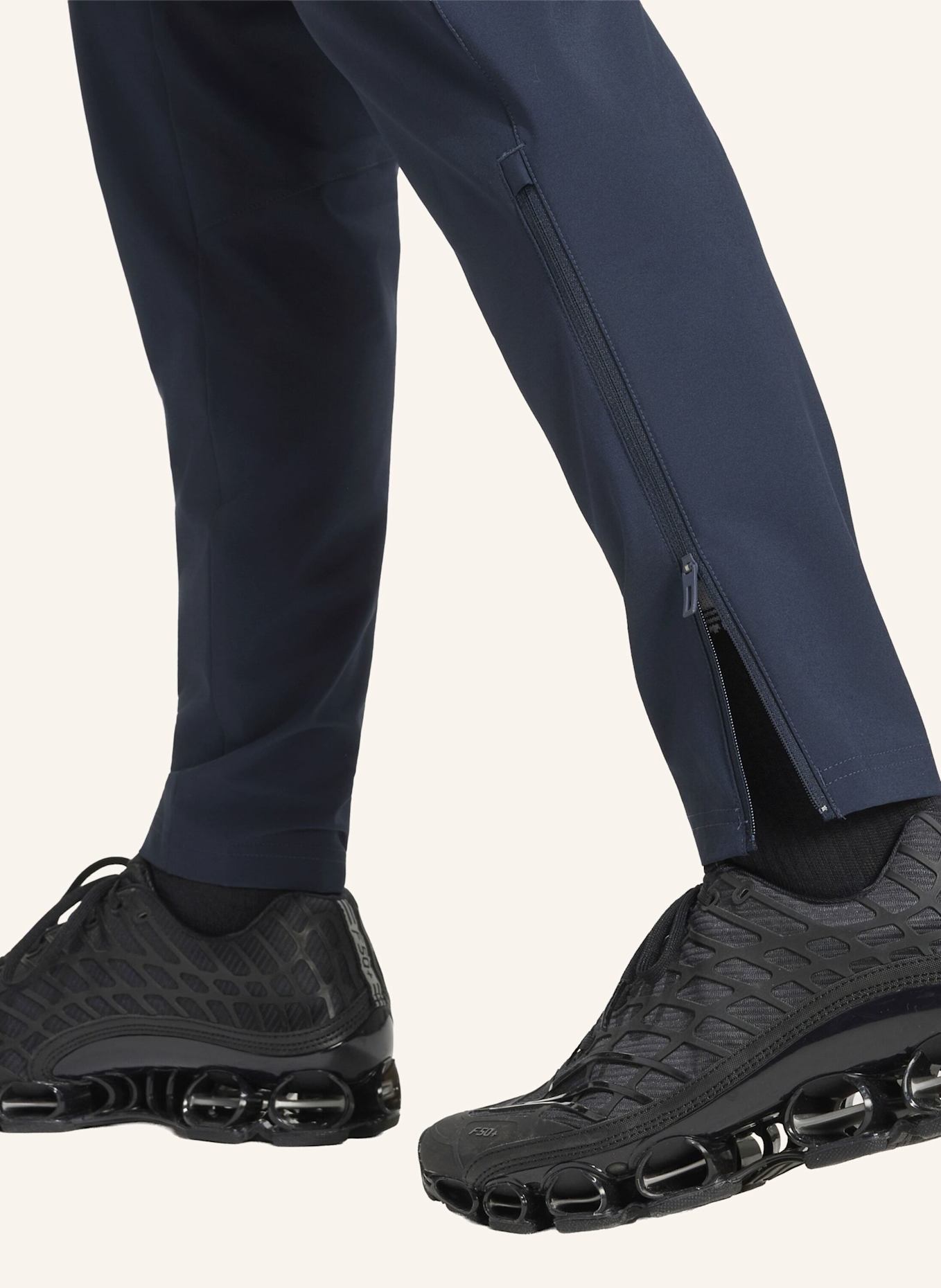 adidas REAL MADRID TIRO TRAVEL HOSE: BLAU