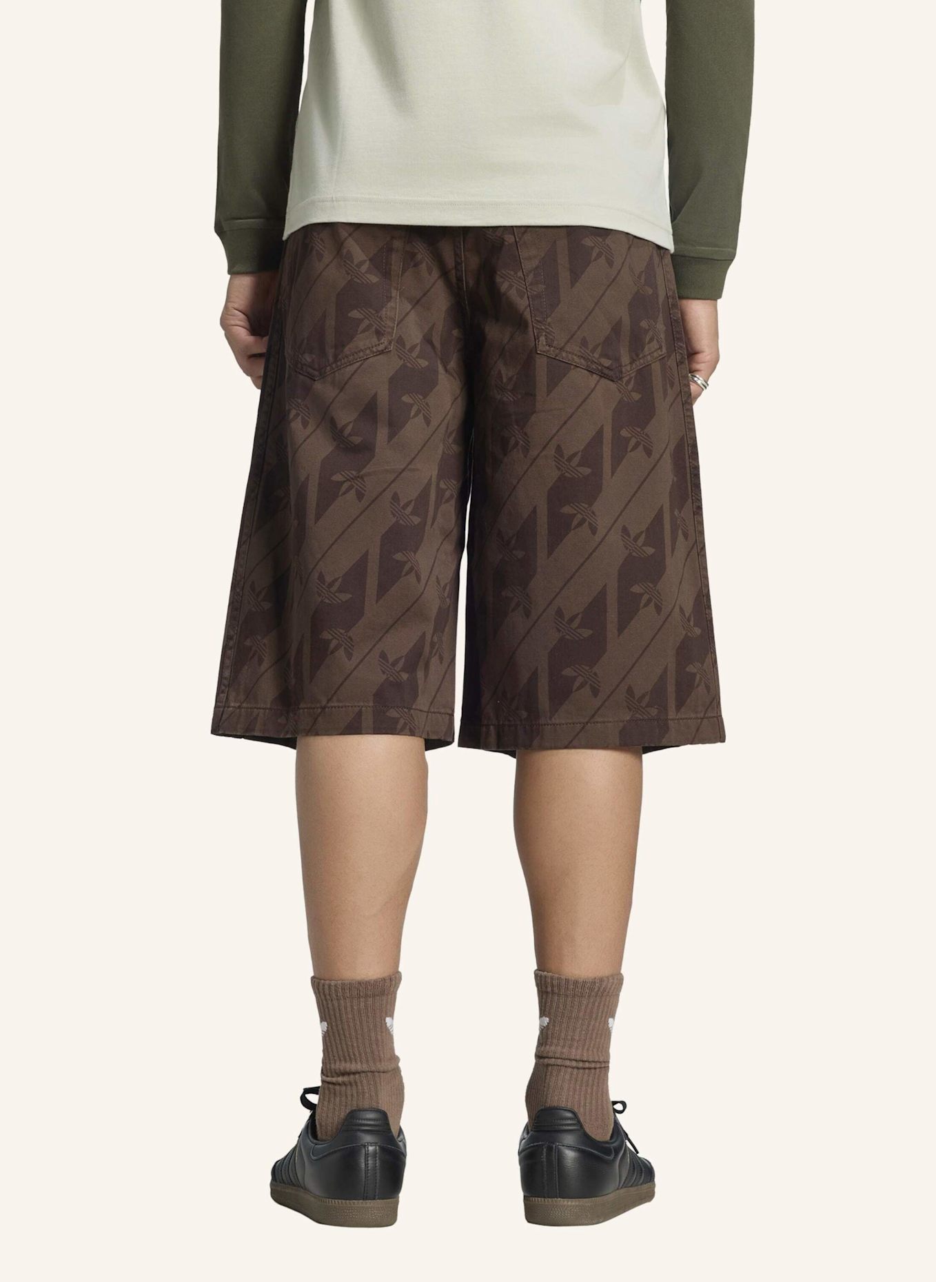 adidas Originals MONOGRAMM-JORTS: BRAUN