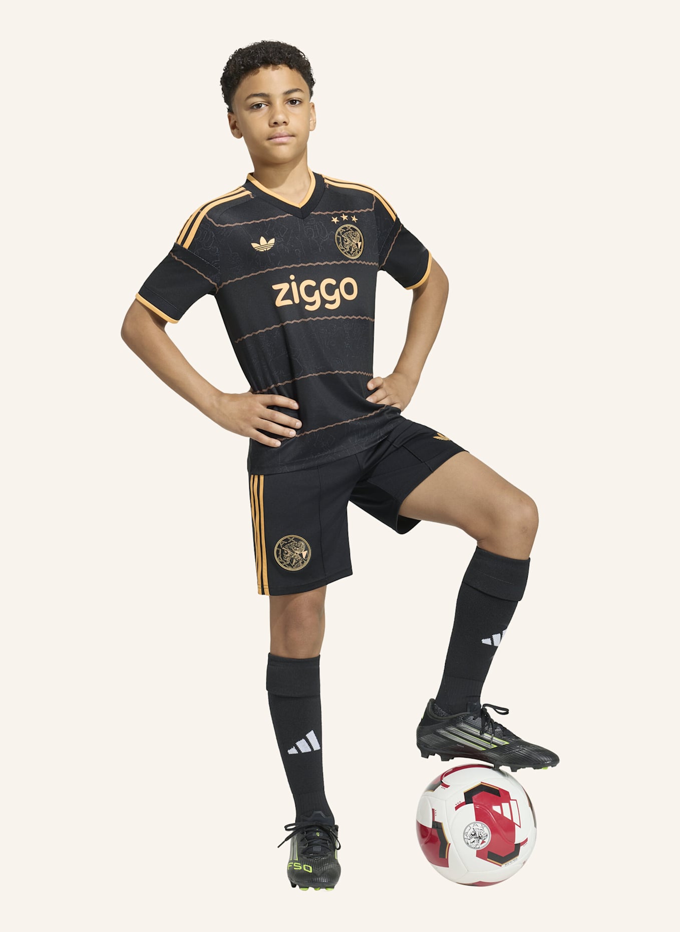 adidas AJAX AMSTERDAM 26/27 KIDS AUSWÄRTSTRIKOT: SCHWARZ/ ORANGE