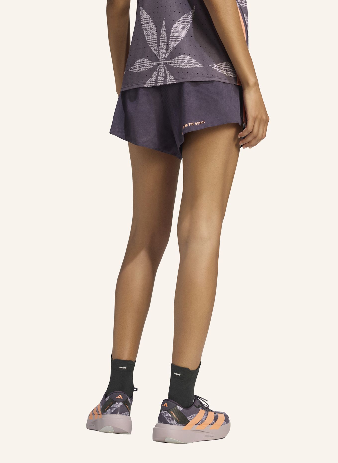 adidas ADIDAS RUNNING X LABRUM SHORTS: SCHWARZ