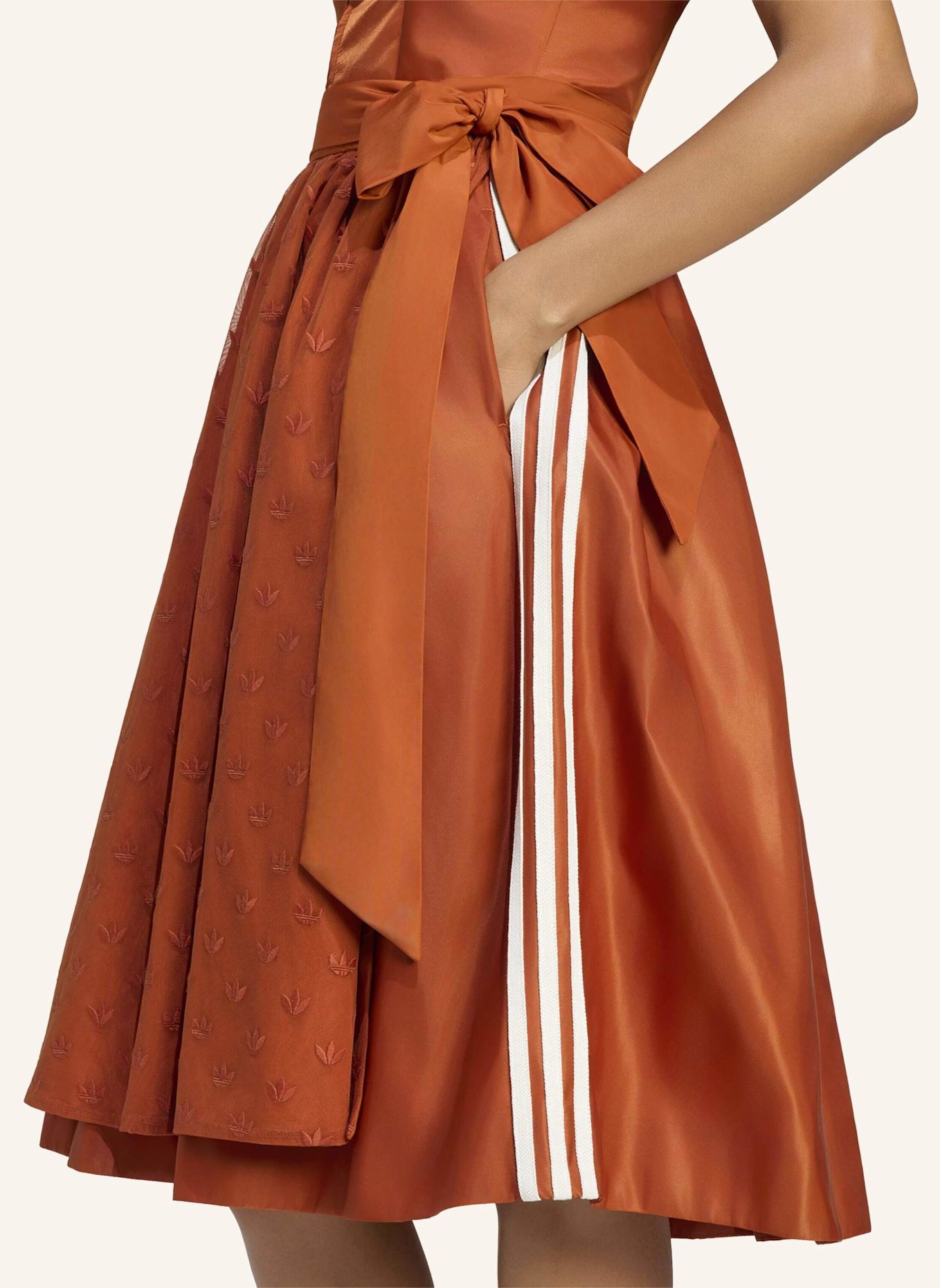 adidas Originals ADIDAS ORIGINALS DIRNDL KLEID: ROT