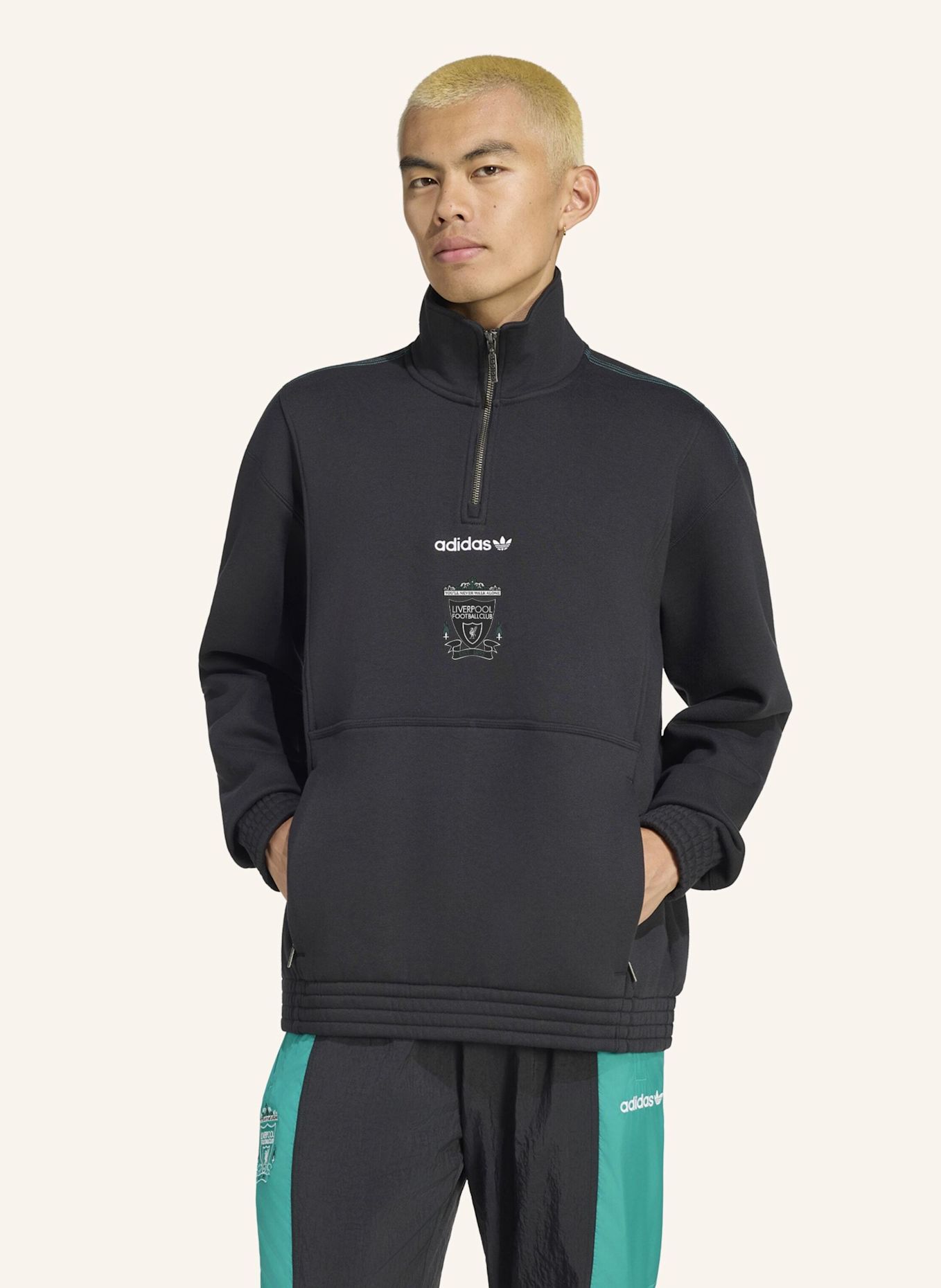 adidas LIVERPOOL FC EQT OBERTEIL, REISSVERSCHLUSS BIS ZUR BRUST: SCHWARZ