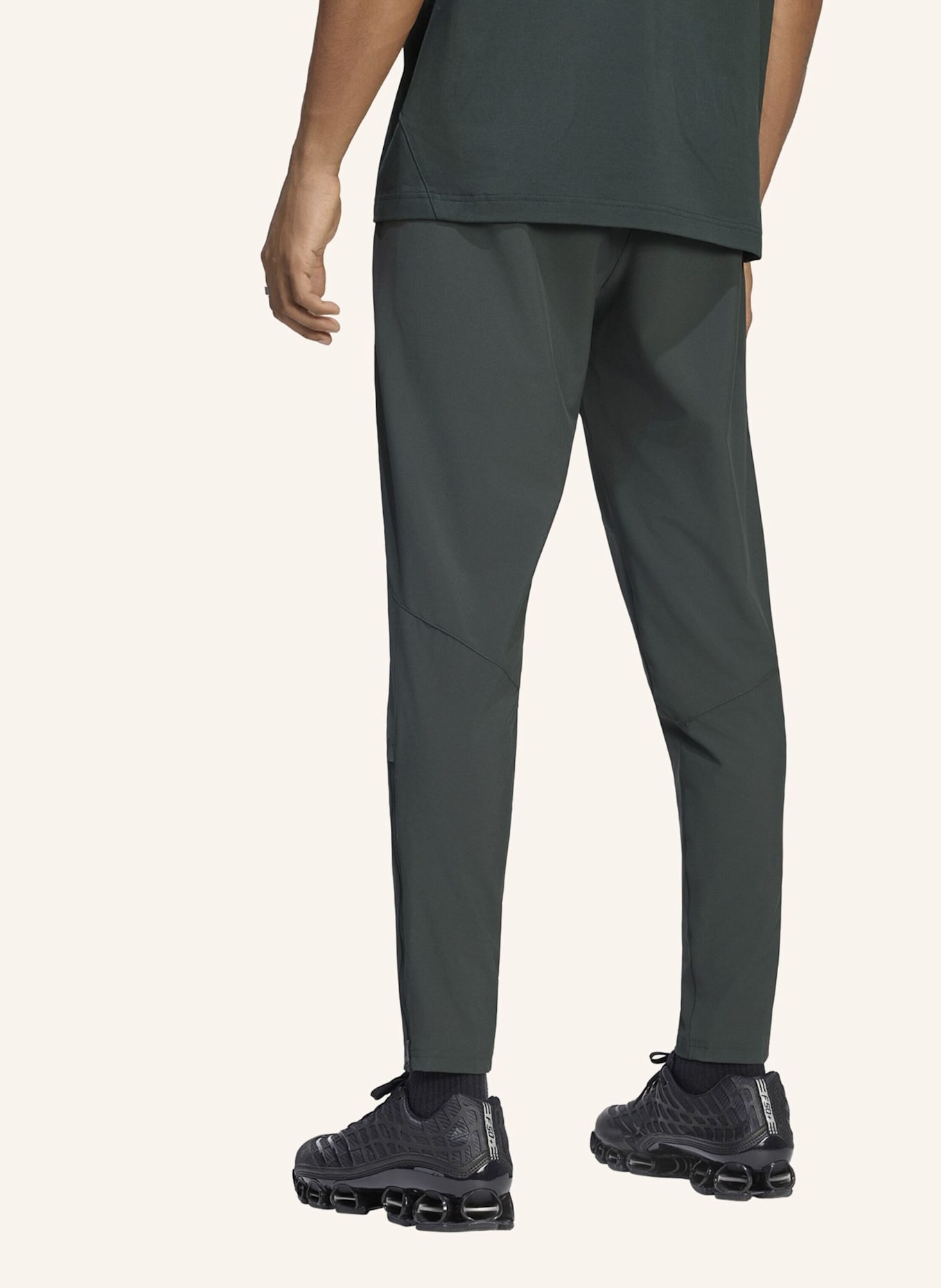 adidas MANCHESTER UNITED TIRO TECH HOSE: GRÜN