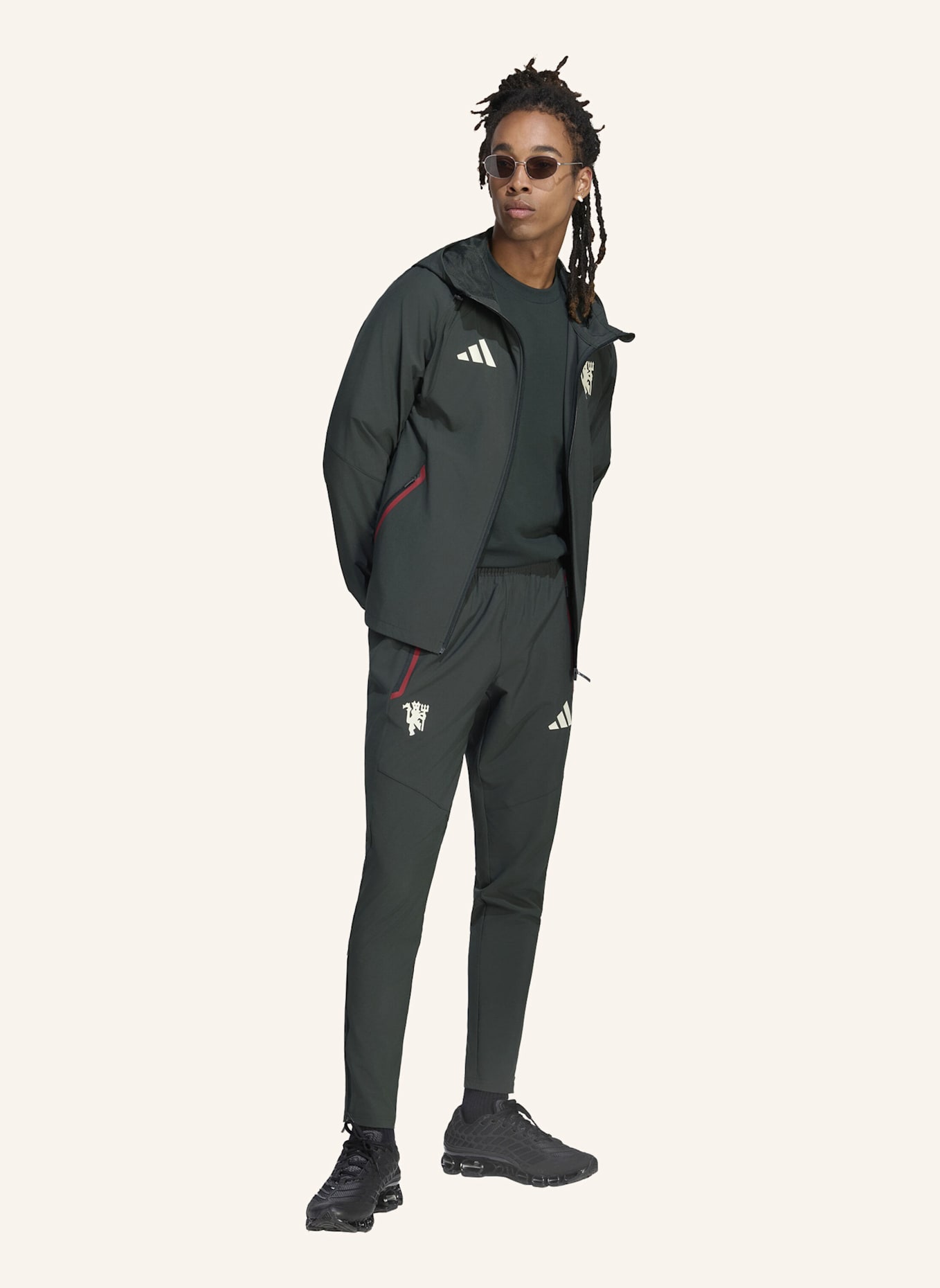 adidas MANCHESTER UNITED TIRO TECH HOSE: GRÜN