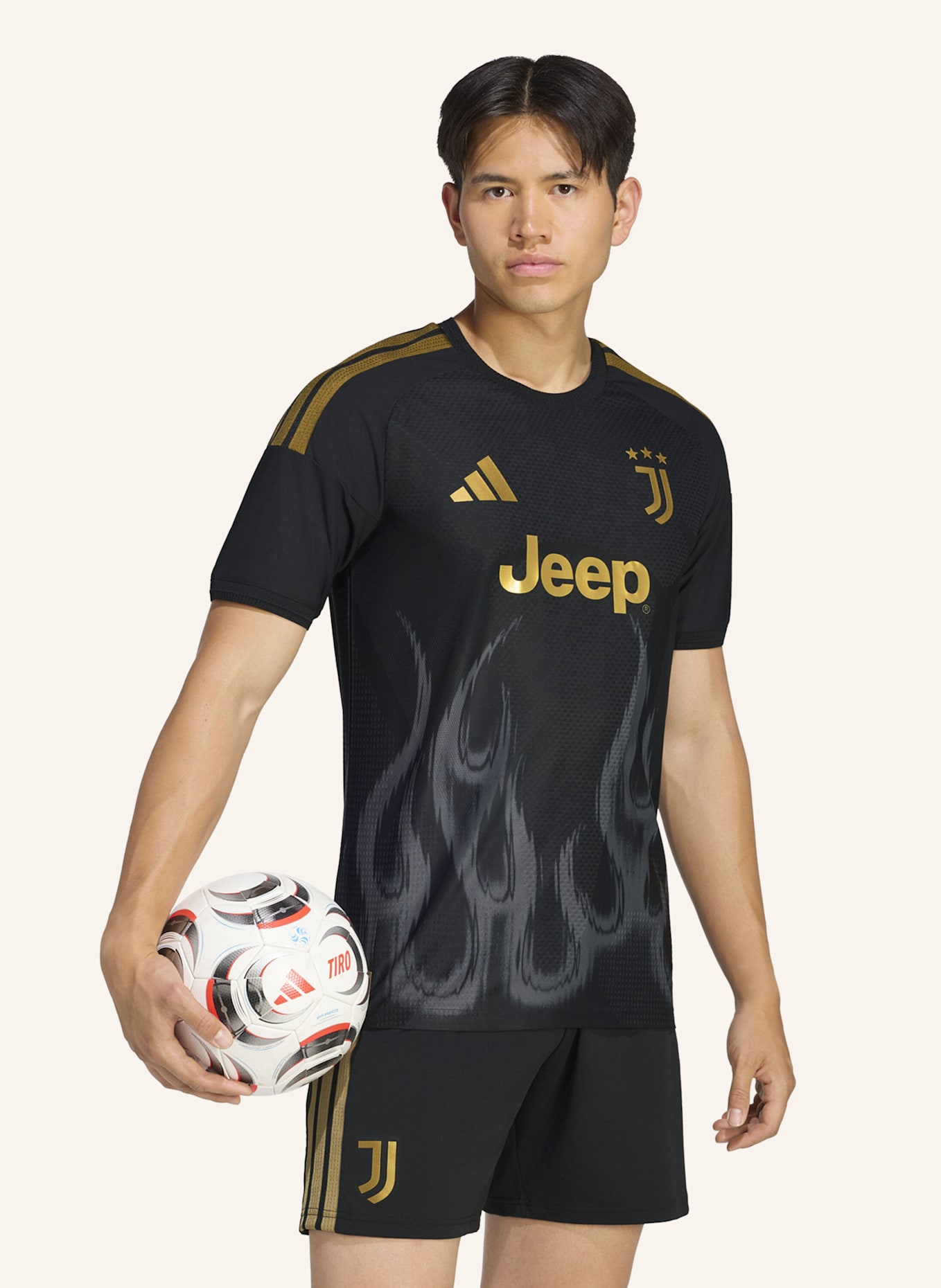 adidas JUVENTUS TURIN 26/27 AUTHENTIC AUSWEICHTRIKOT: SCHWARZ