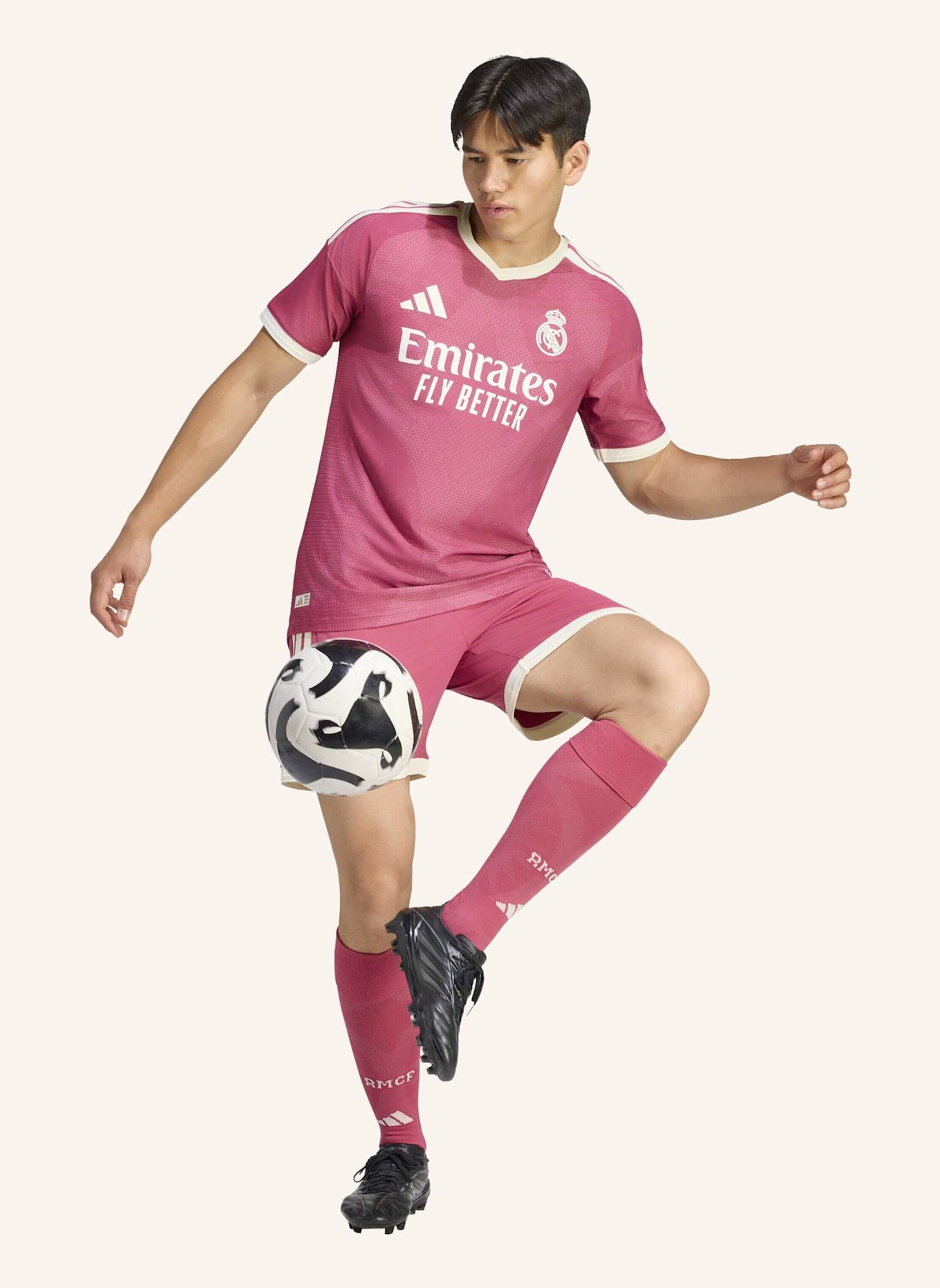 adidas REAL MADRID 26/27 AUTHENTIC AUSWEICHTRIKOT: ROSA