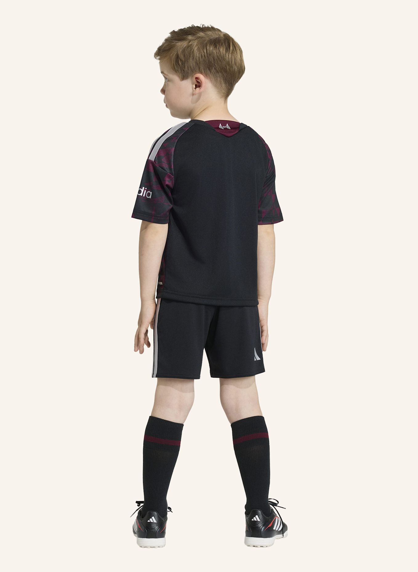 adidas LIVERPOOL FC 26/27 KIDS AUSWEICHAUSRÜSTUNG: SCHWARZ