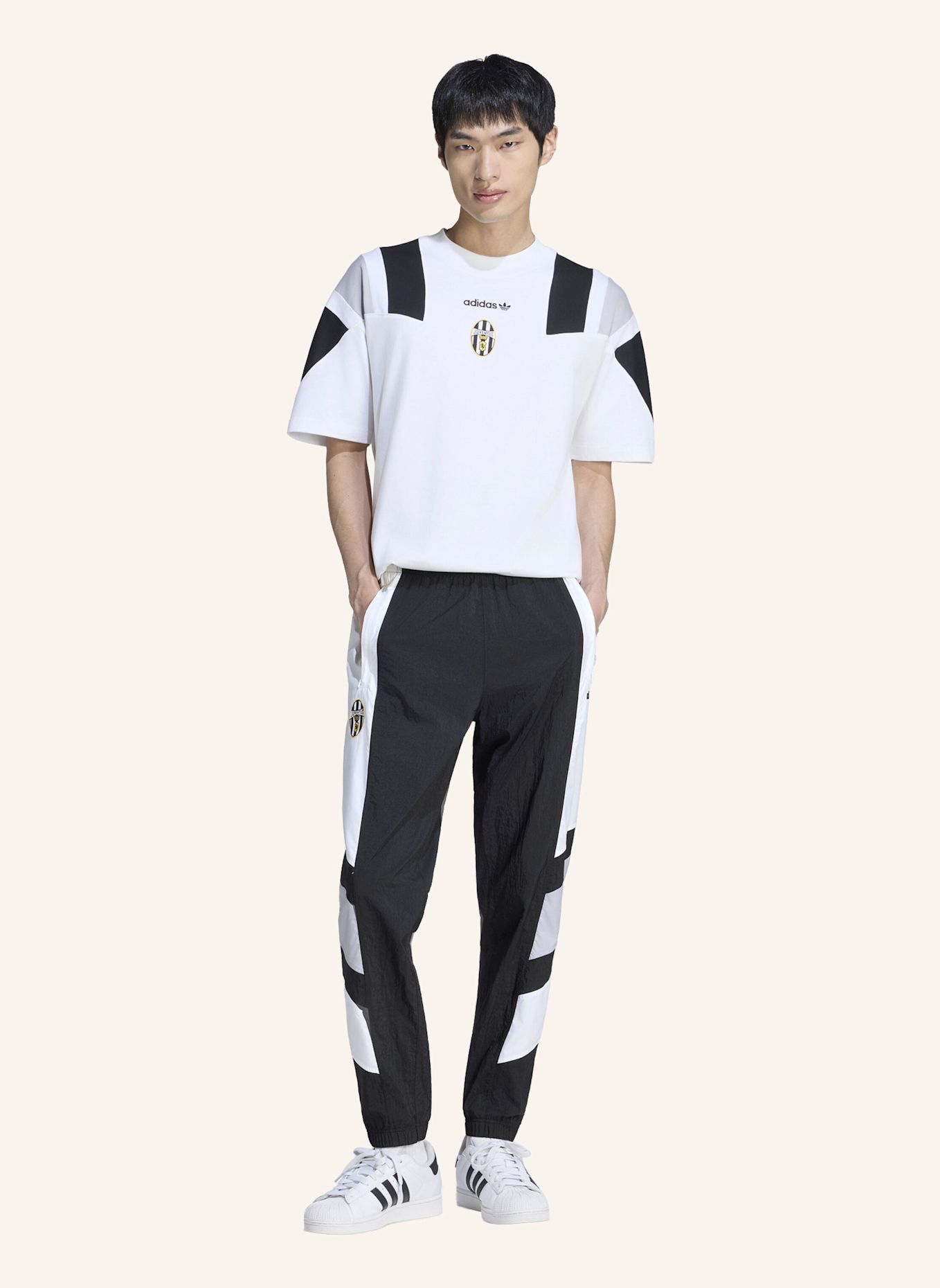 adidas JUVENTUS TURIN EQT TRAININGSHOSE: SCHWARZ
