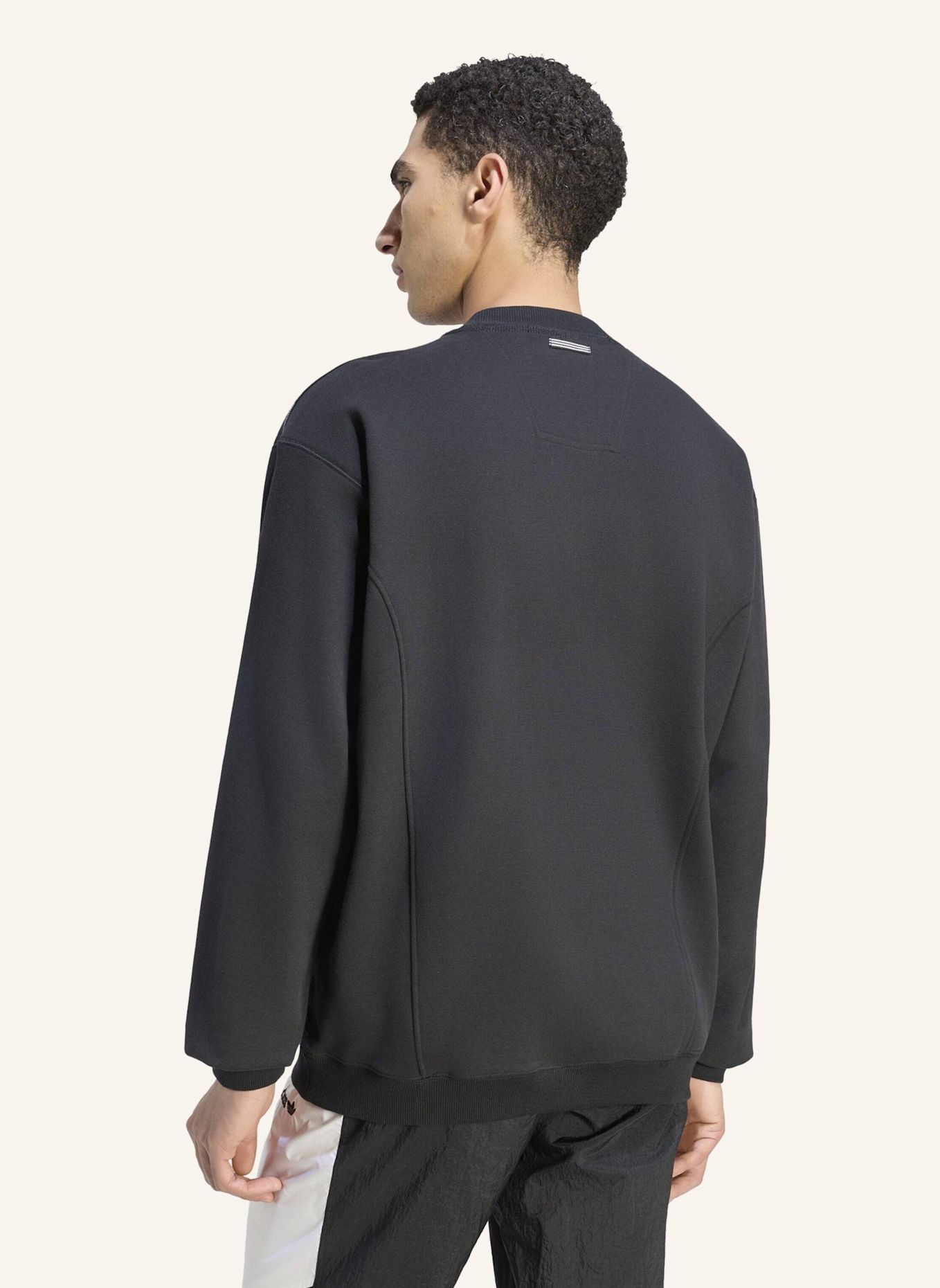 adidas JUVENTUS TURIN EQT SWEATSHIRT: SCHWARZ