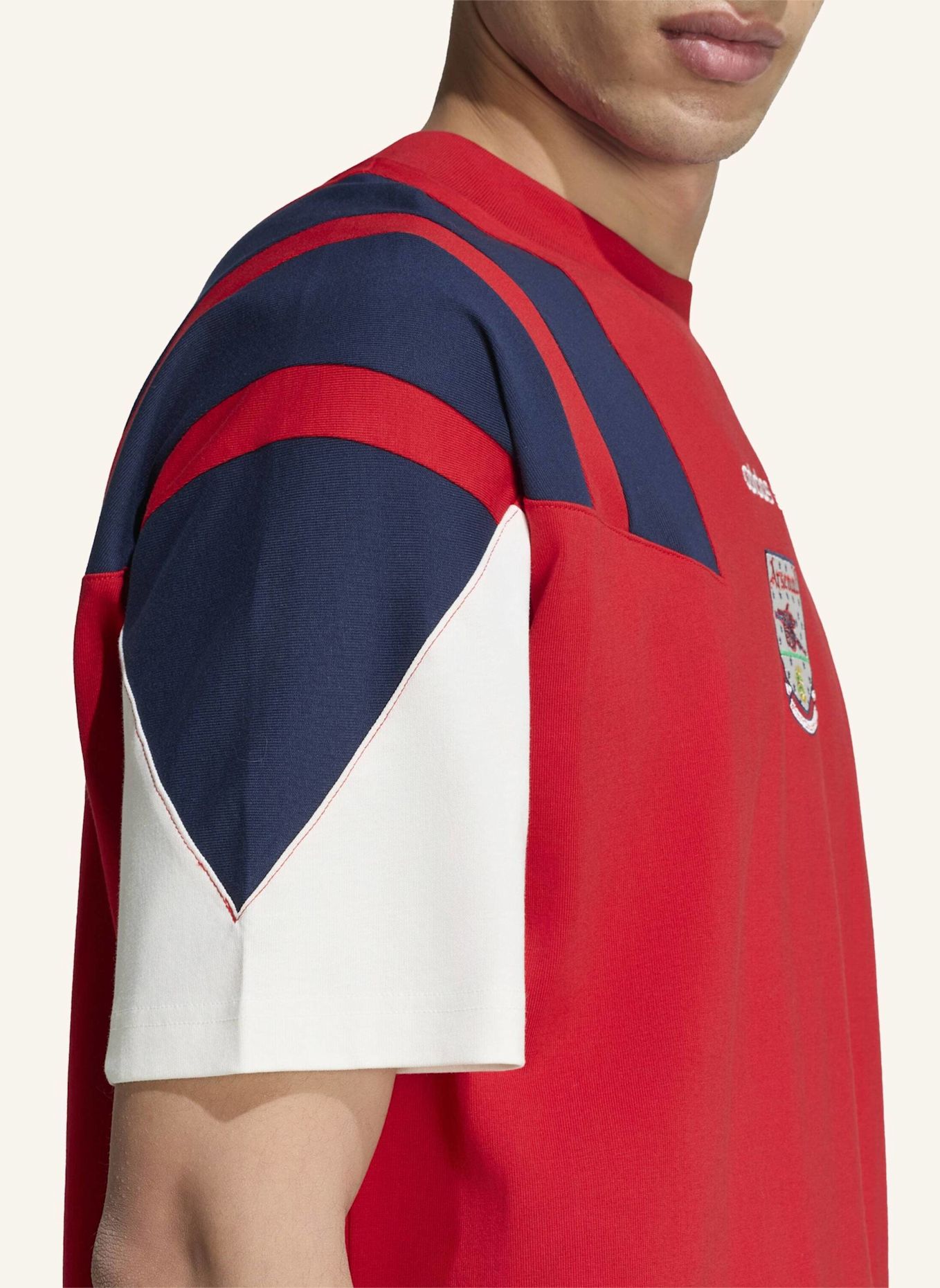 adidas FC ARSENAL EQT T-SHIRT: ROT / WEISS