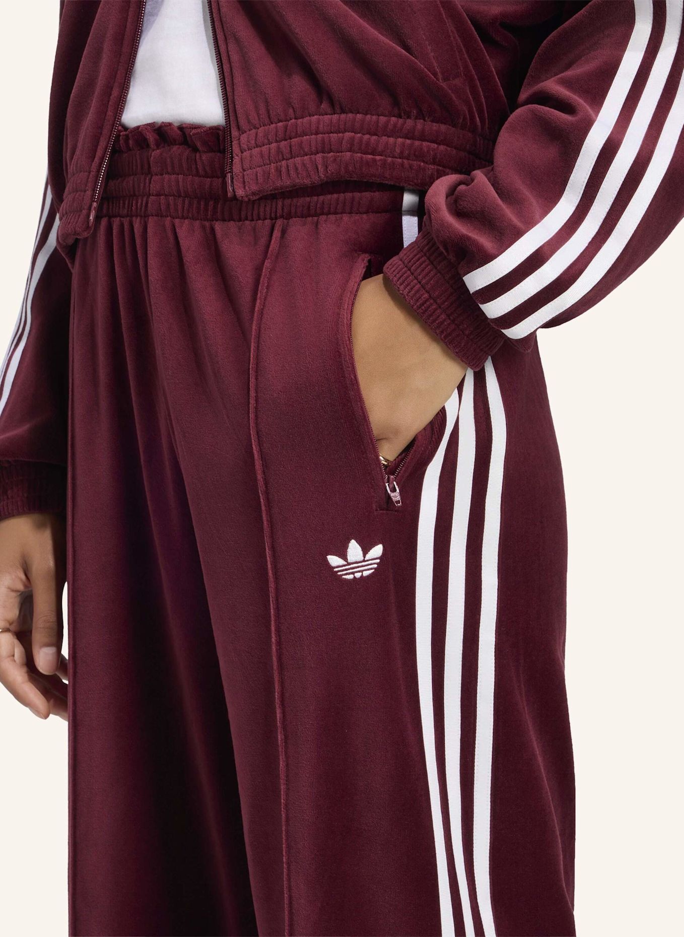 adidas Originals VELOURS TRAININGSHOSE, PLISSIERT: ROT
