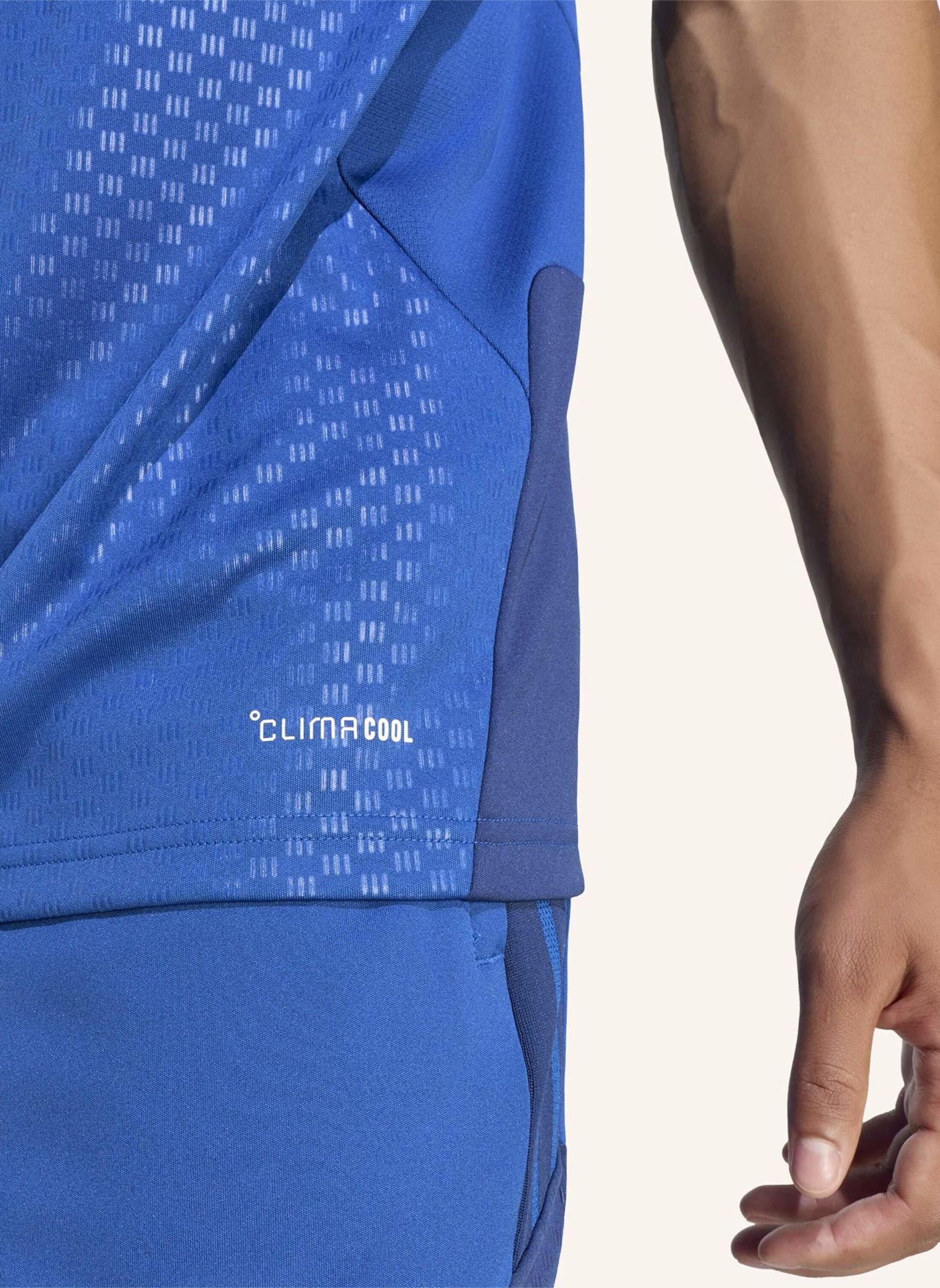 adidas MANCHESTER UNITED 26/27 CUP TIRO TRAININGSTRIKOT: BLAU