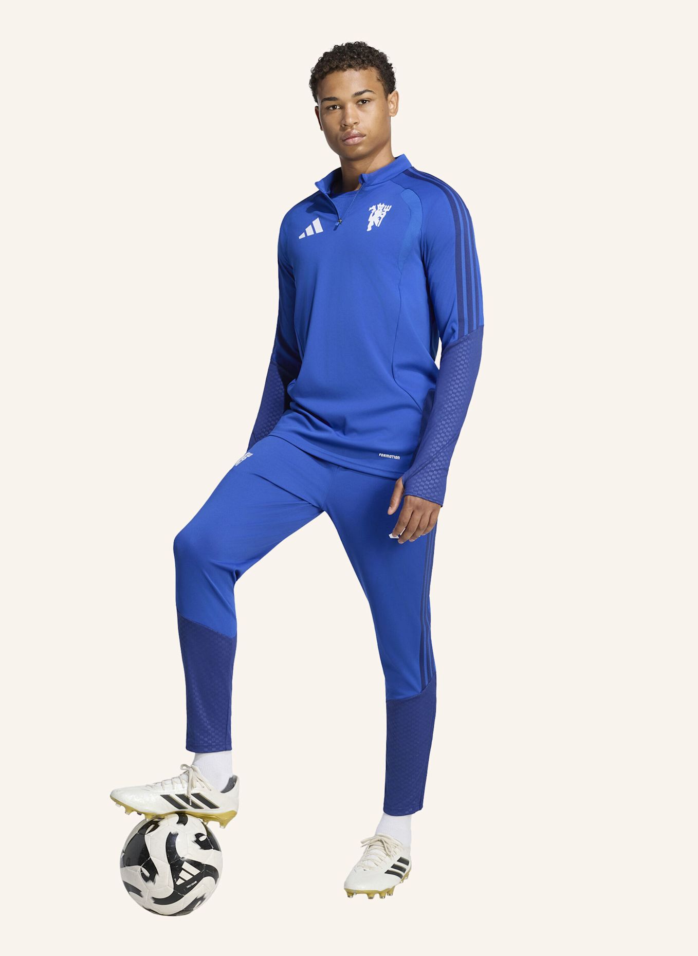 adidas MANCHESTER UNITED 26/27 CUP TIRO TRAININGSOBERTEIL: BLAU