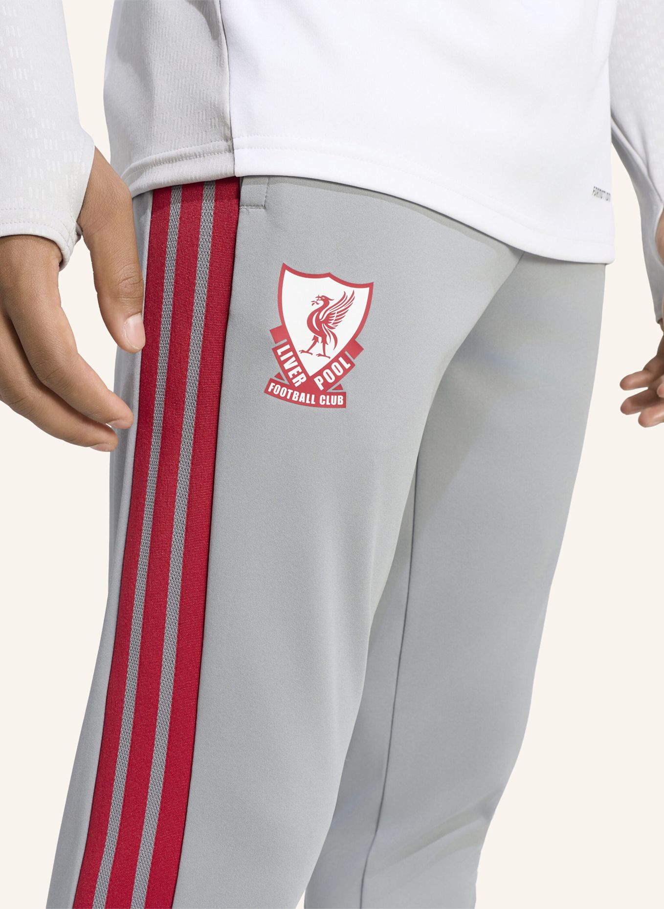 adidas LIVERPOOL FC 26/27 CUP TIRO TRAININGSHOSE: GRAU