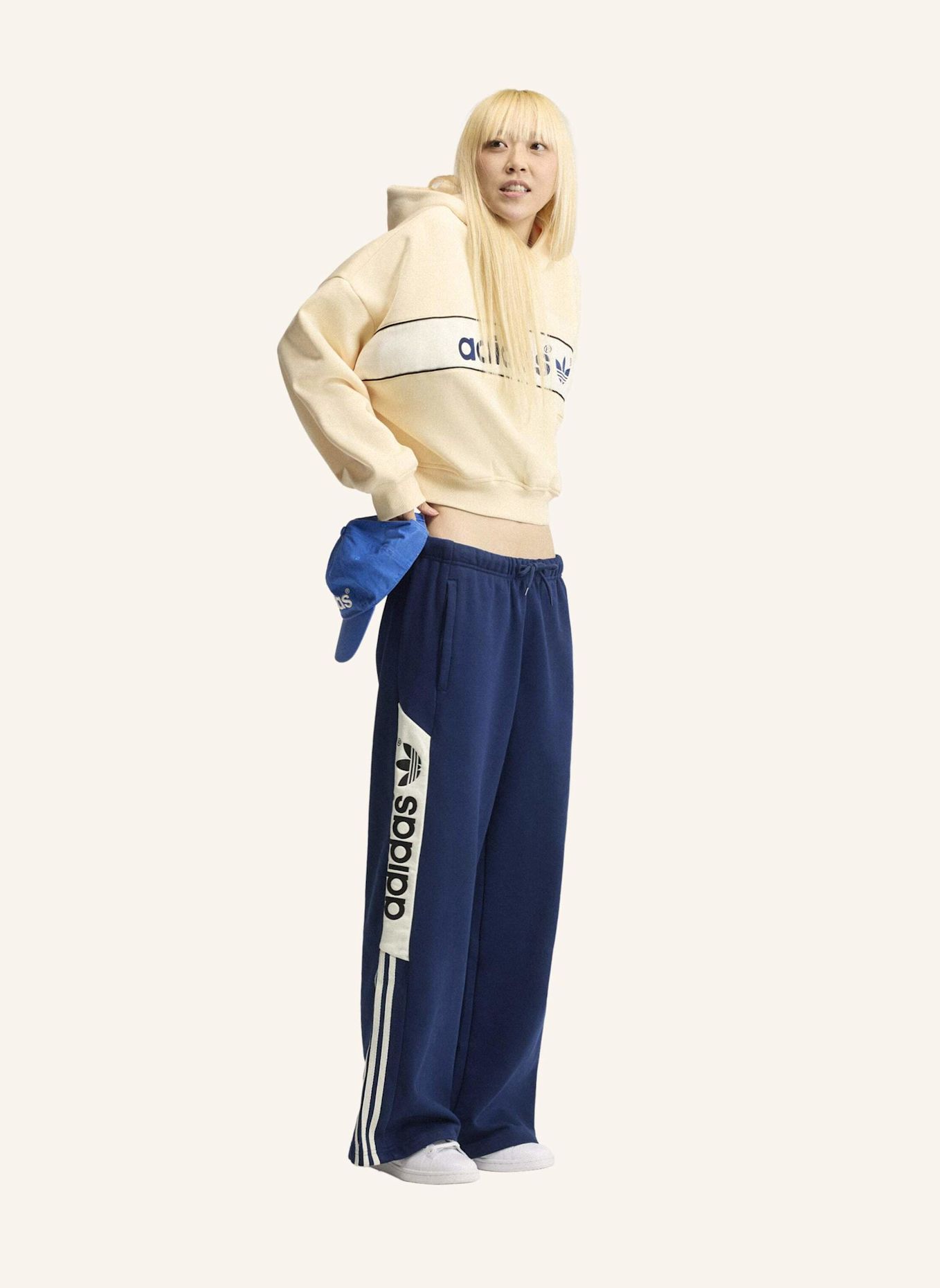 adidas Originals ADISIGNATURE NY JOGGINGHOSE, WEITES BEIN: BLAU