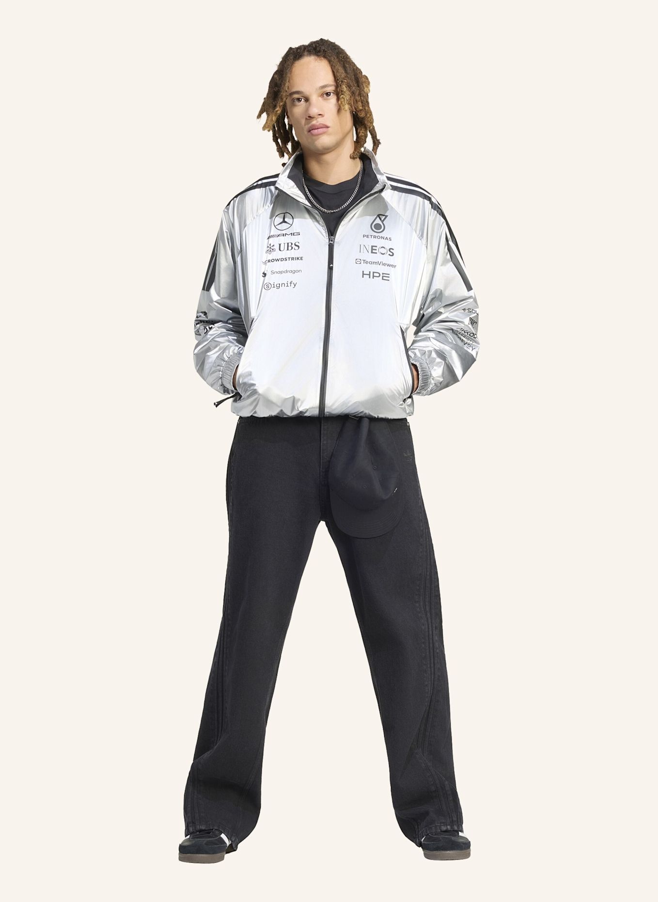 adidas MERCEDES - AMG PETRONAS FORMULA 1 TEAM SILVER JACKE: SILBER