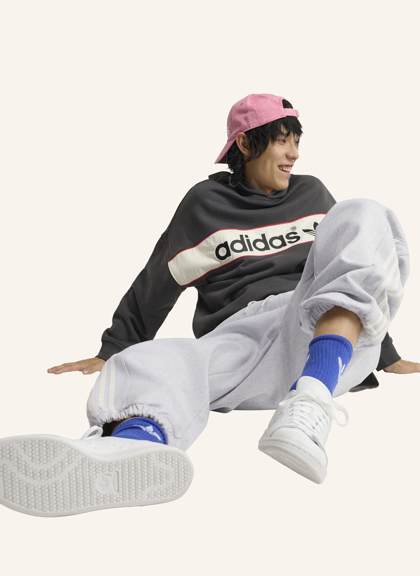 adidas Originals ADISIGNATURE NY JOGGINGHOSE: GRAU