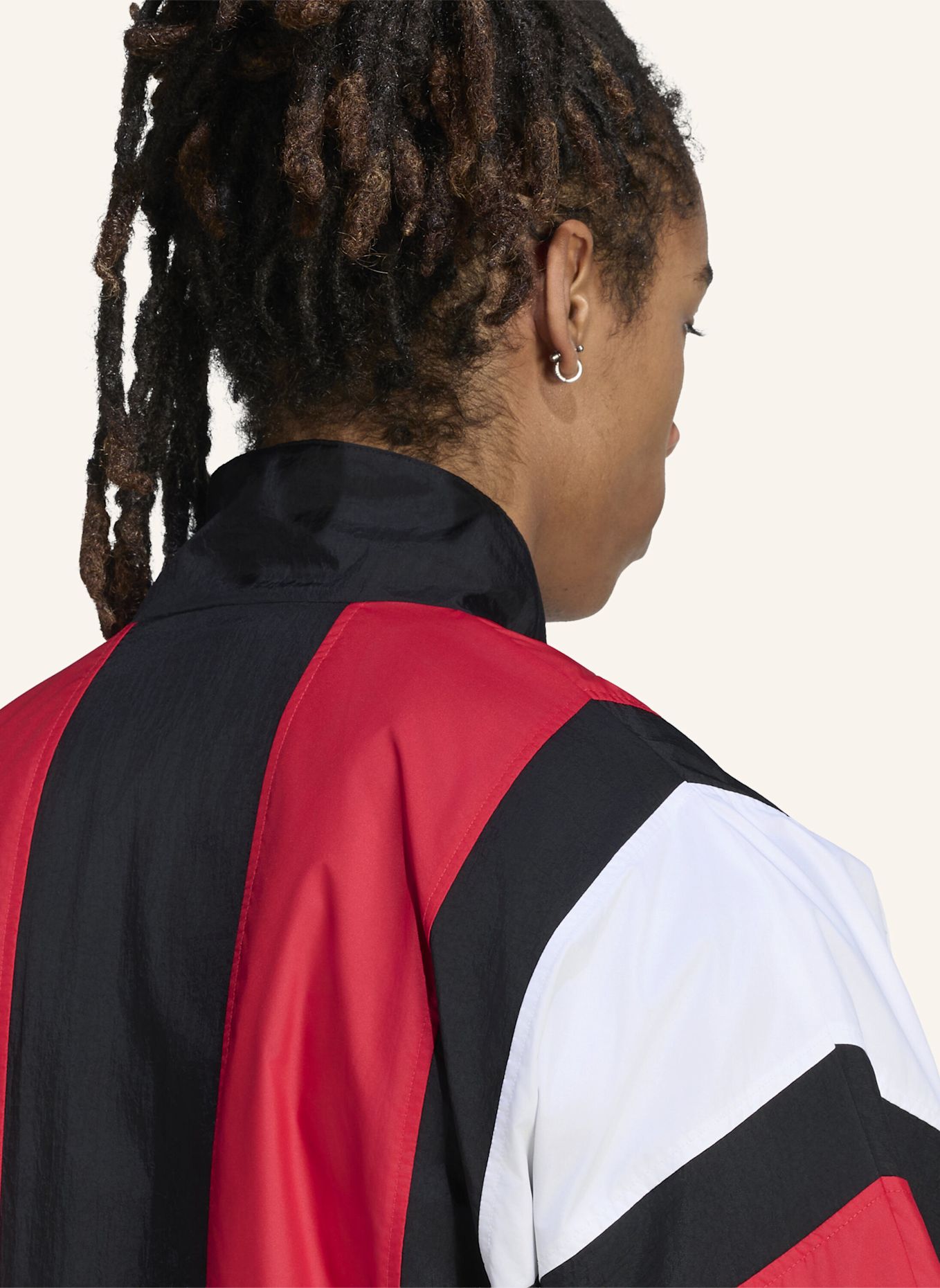 adidas MANCHESTER UNITED EQT TRACK TOP: SCHWARZ