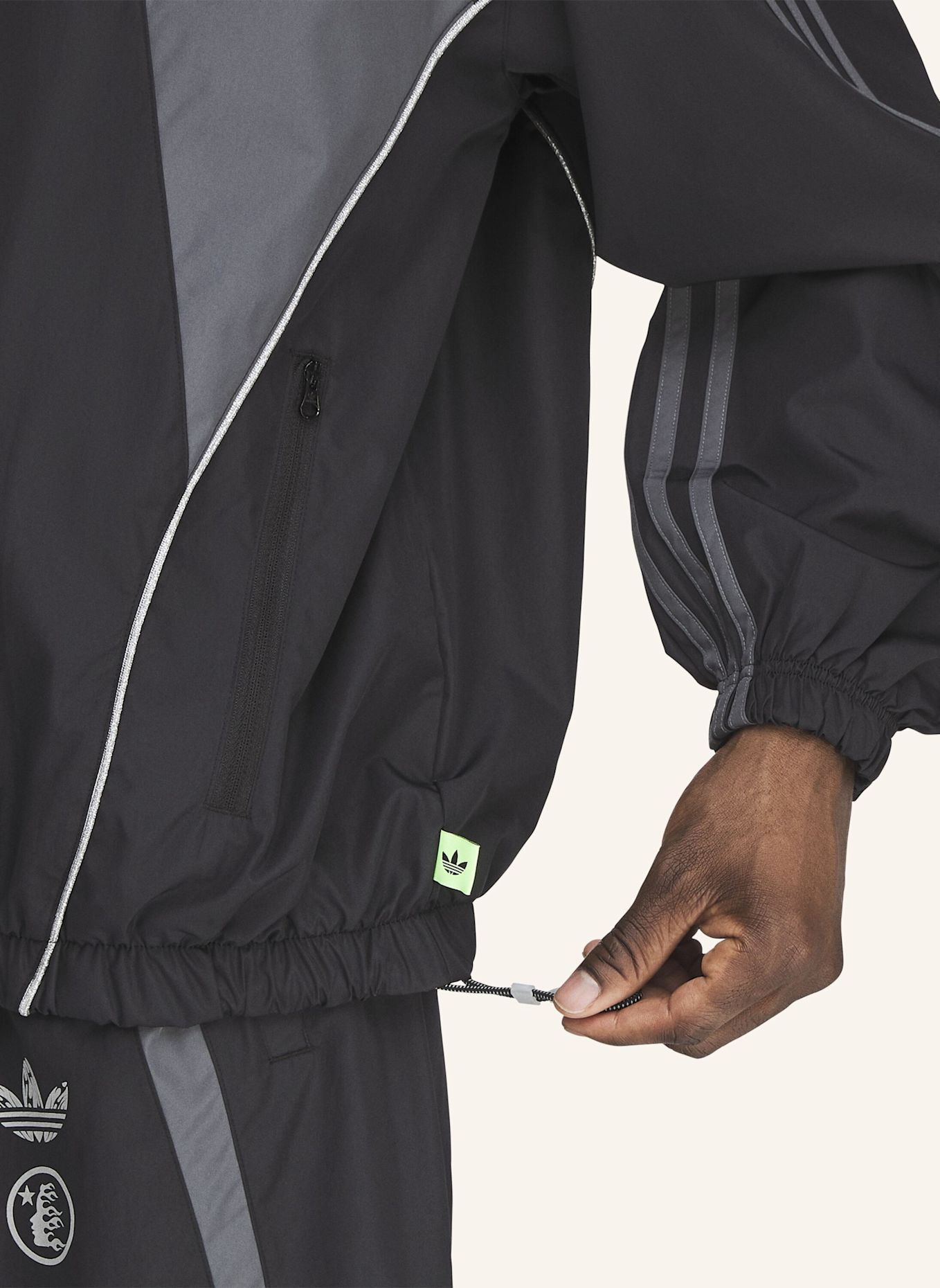 adidas Originals HELLSTAR TRAININGSJACKE: SCHWARZ