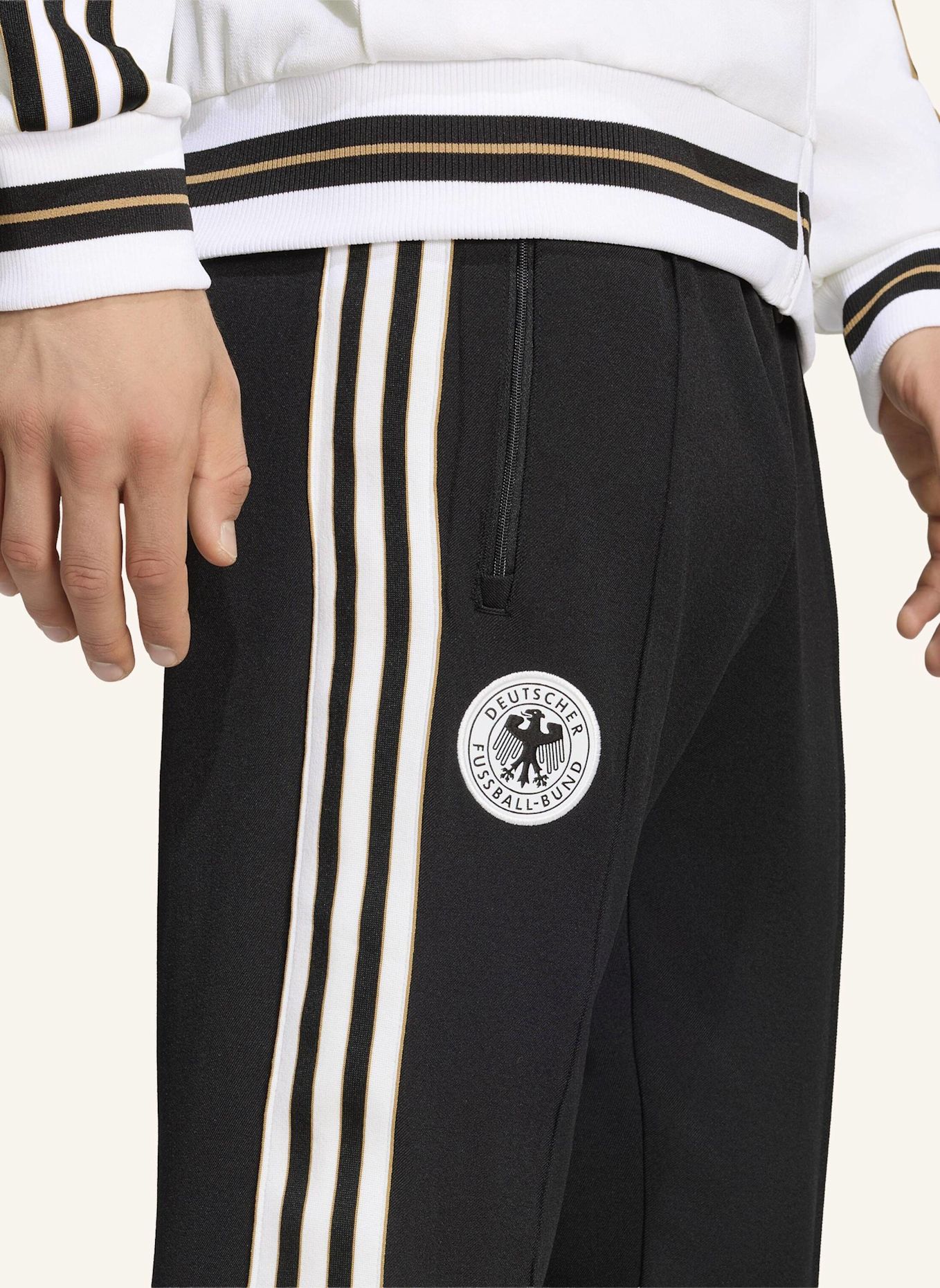adidas DEUTSCHLAND 26 TRAININGSHOSE AUSWEICHAUSRÜSTUNG: SCHWARZ
