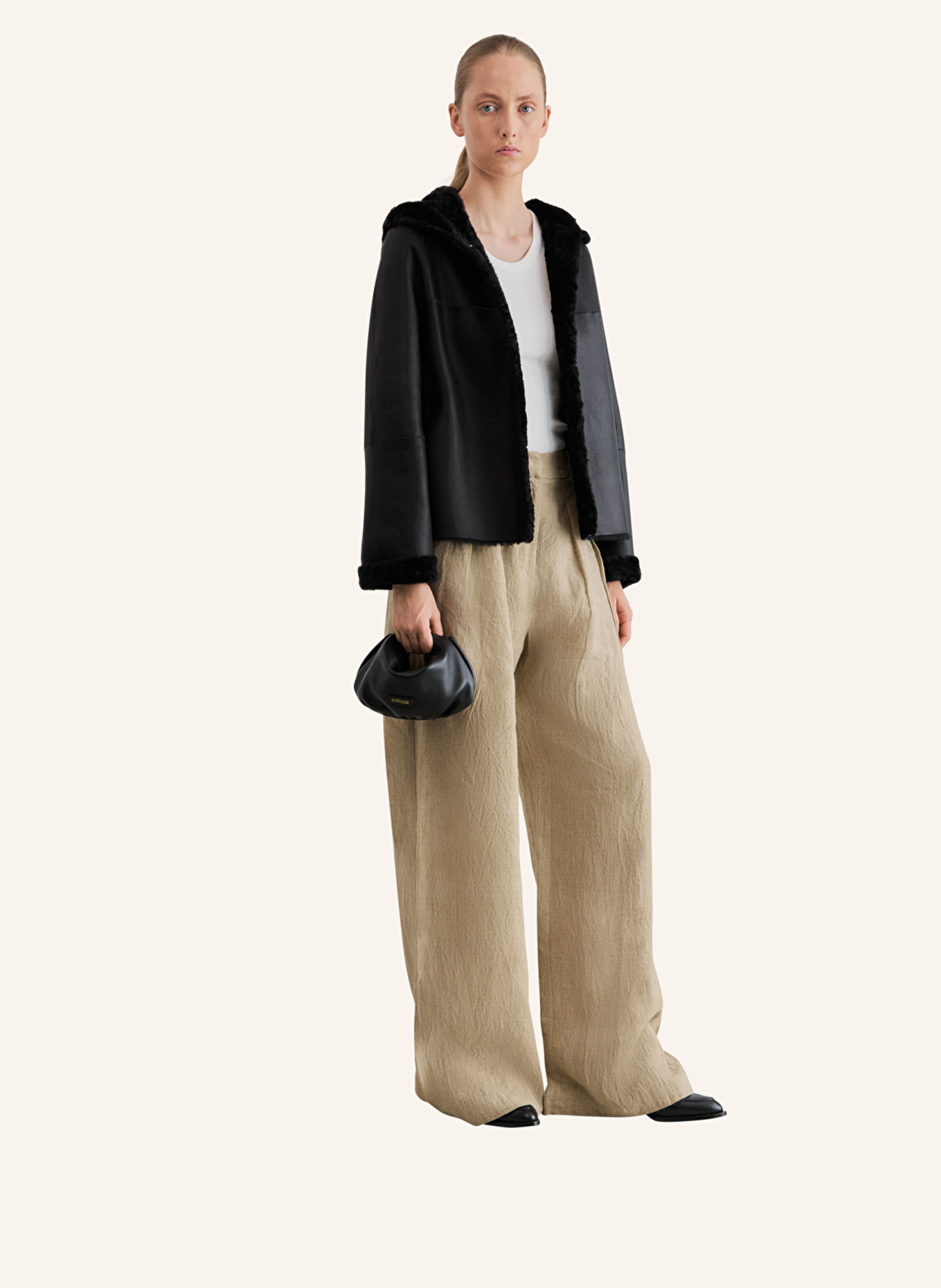 LOTTUSSE Clutch JOY: SCHWARZ