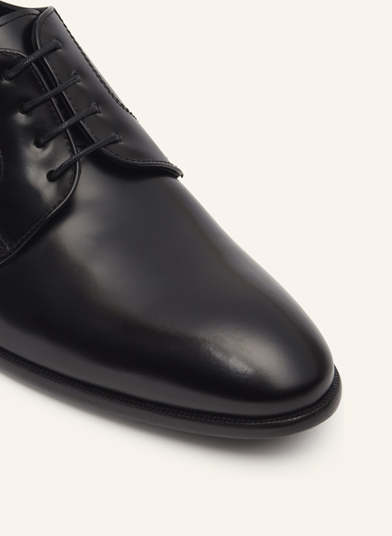 LOTTUSSE Schnürer REGENT: SCHWARZ