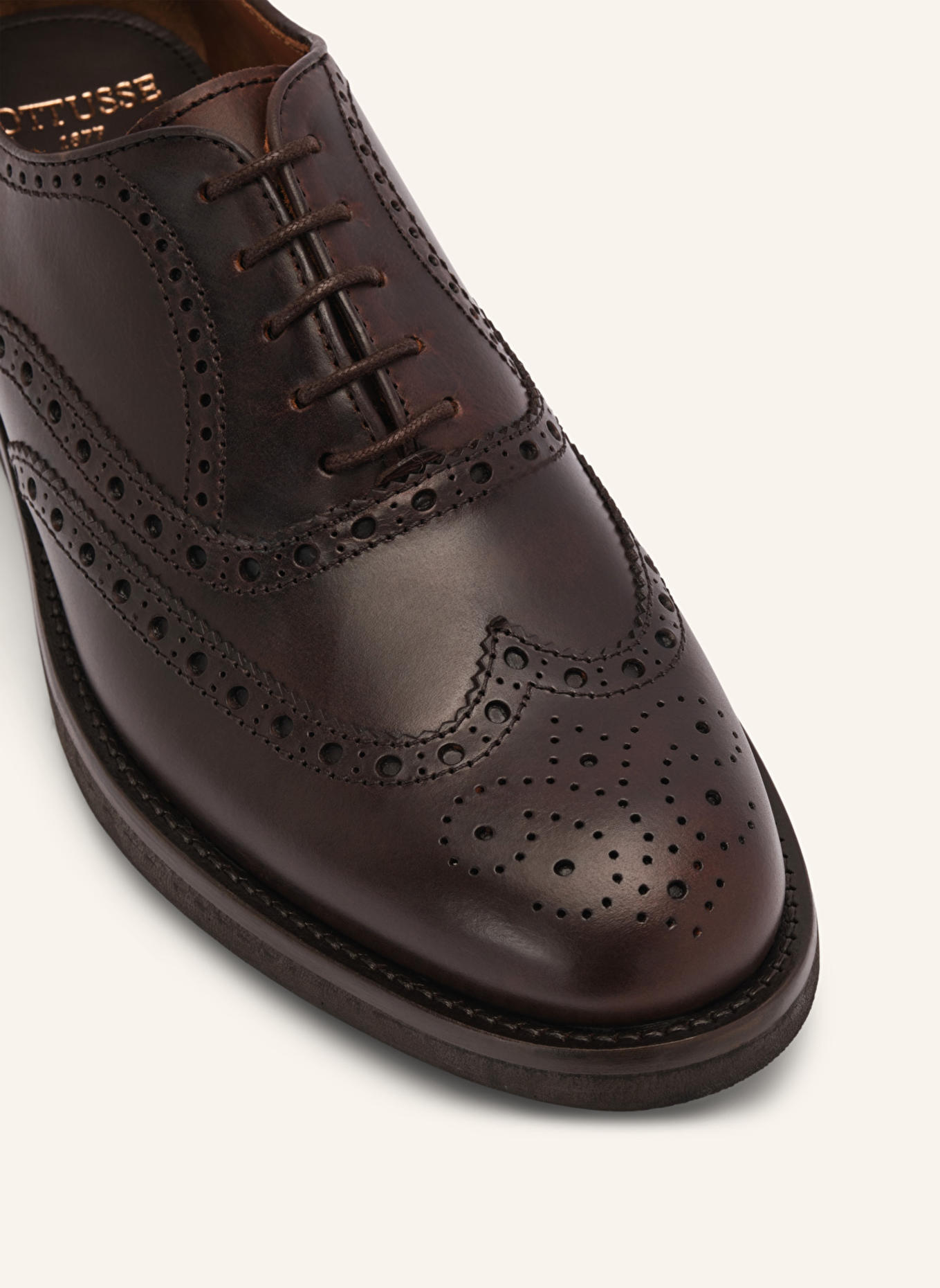 LOTTUSSE Schnürer : BRAUN