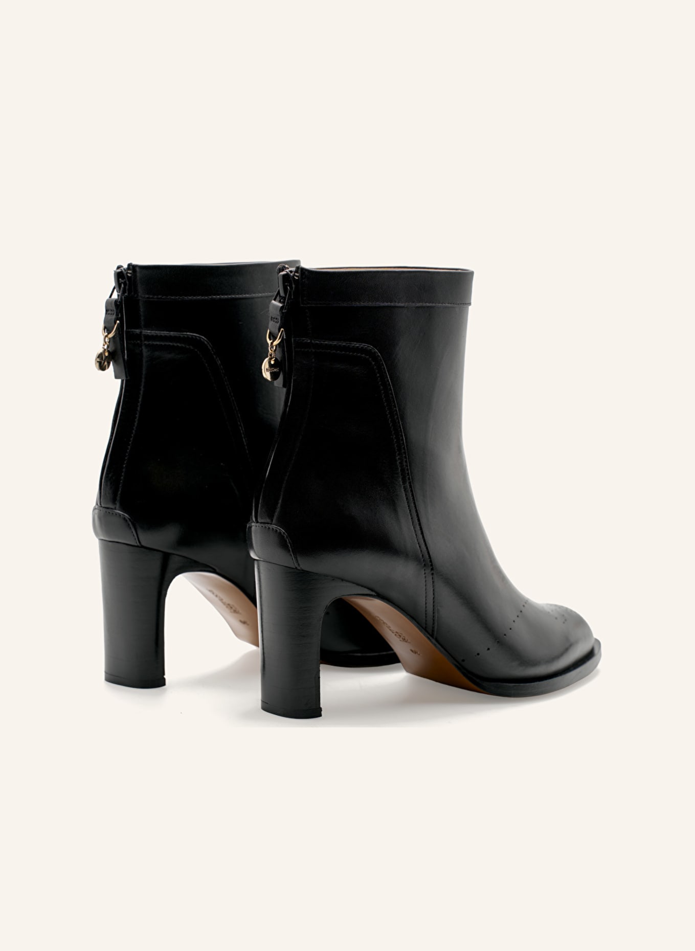 LOTTUSSE Stiefelette SMITHSON: SCHWARZ