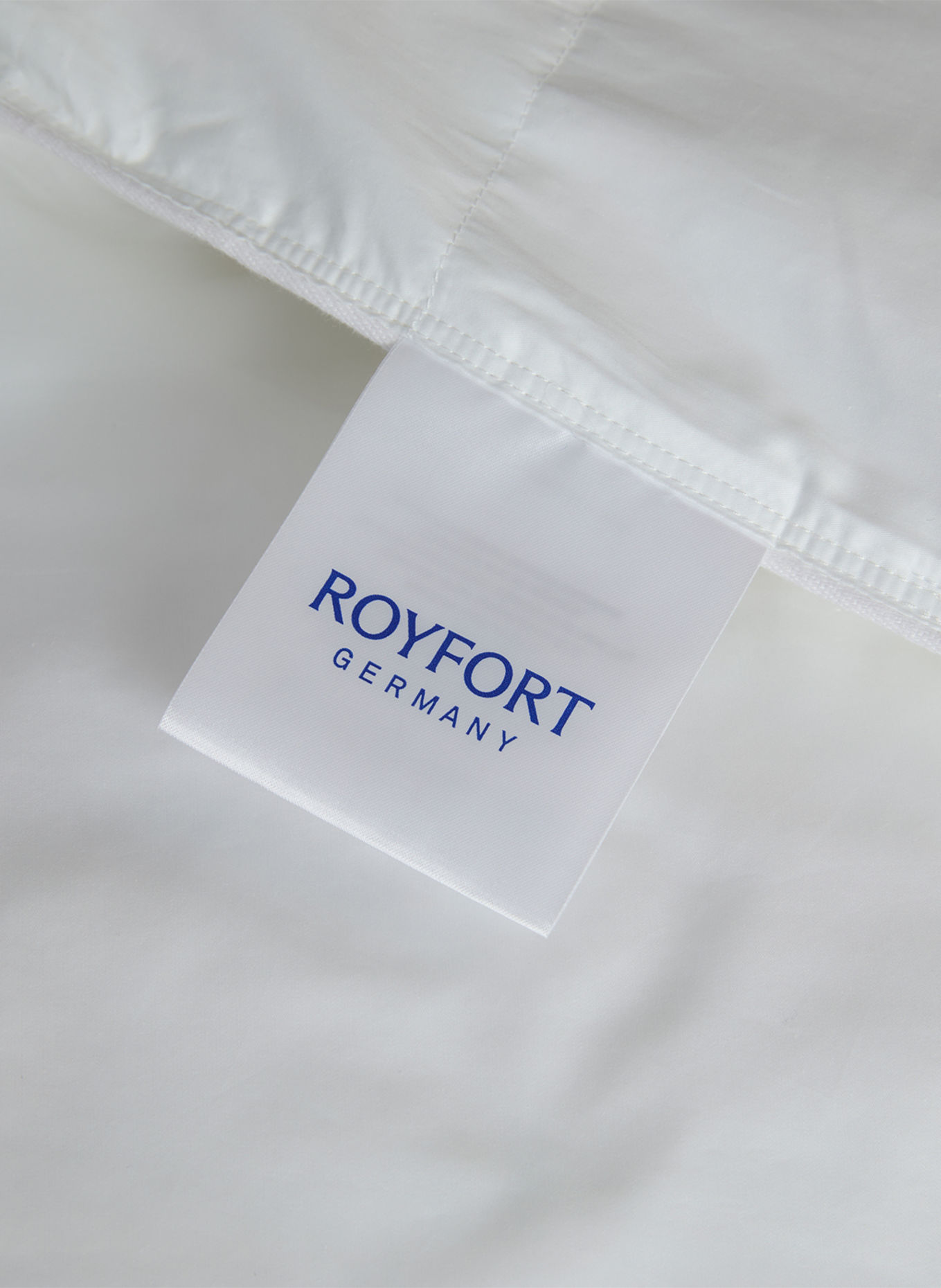 ROYFORT Mikrofaserdecke PRIMALOFT®: WEISS