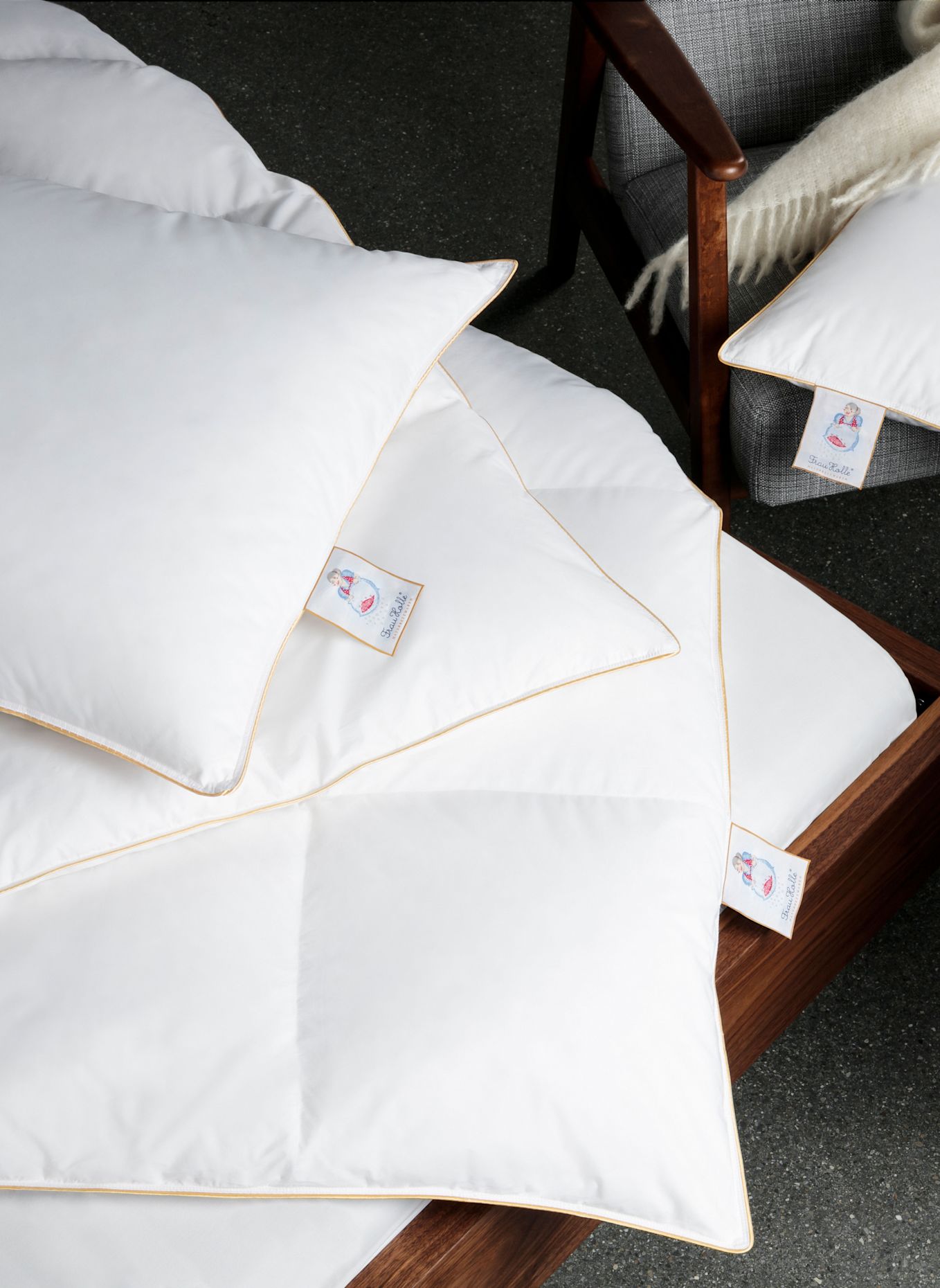 FRAU HOLLE Winterbettdecke PREMIUM: WEISS