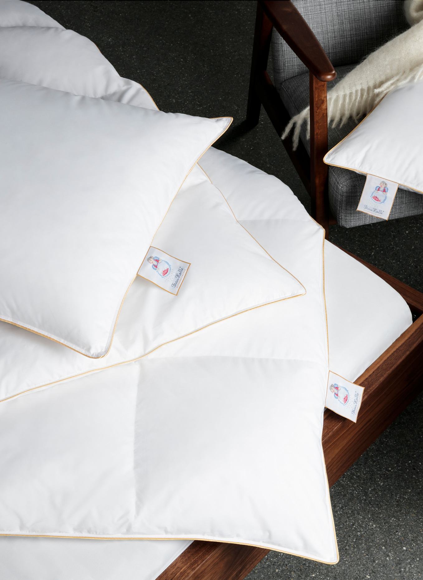 FRAU HOLLE Winterbettdecke PREMIUM: WEISS