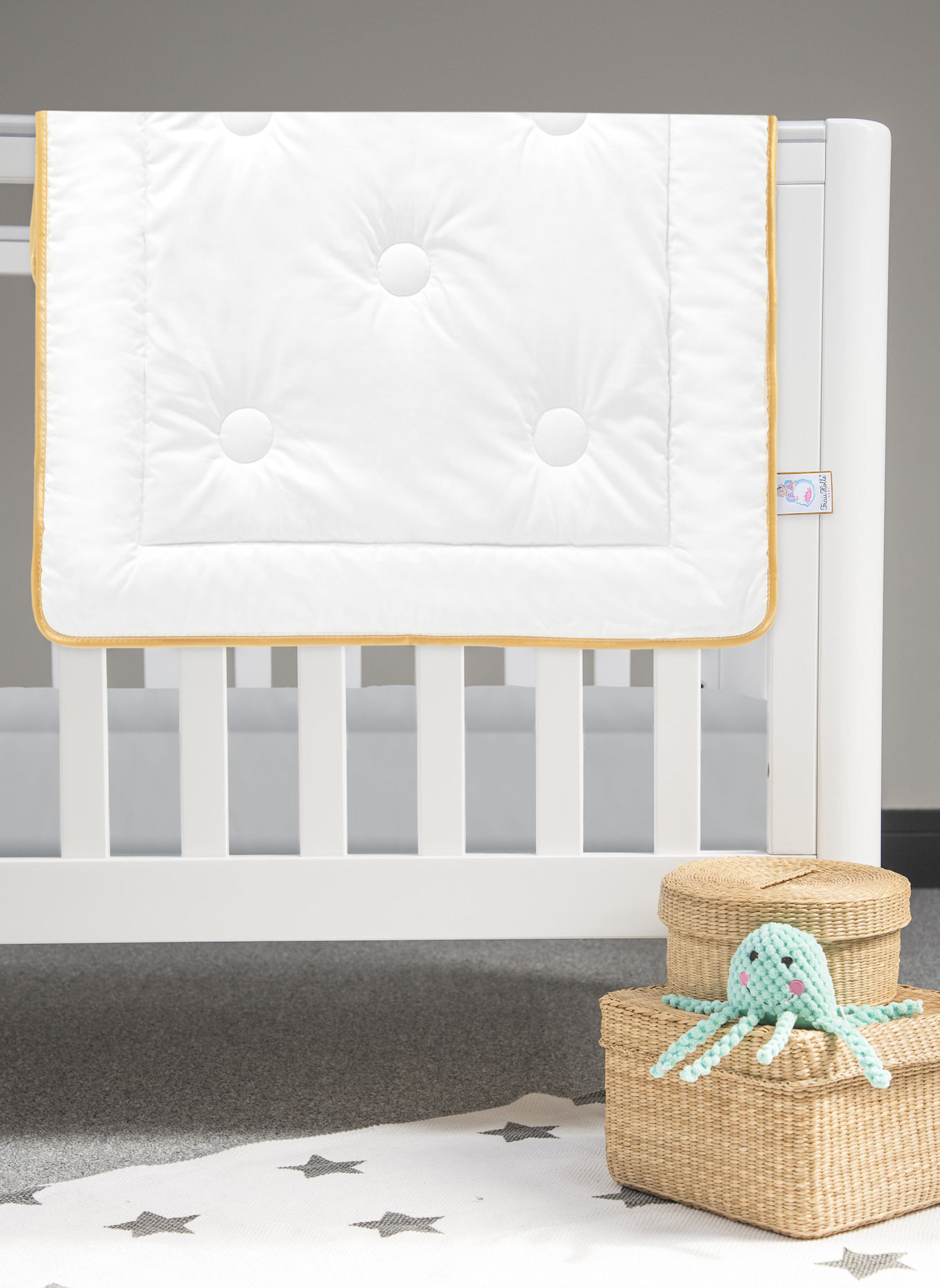 FRAU HOLLE Babybettdecke BABYS: WEISS