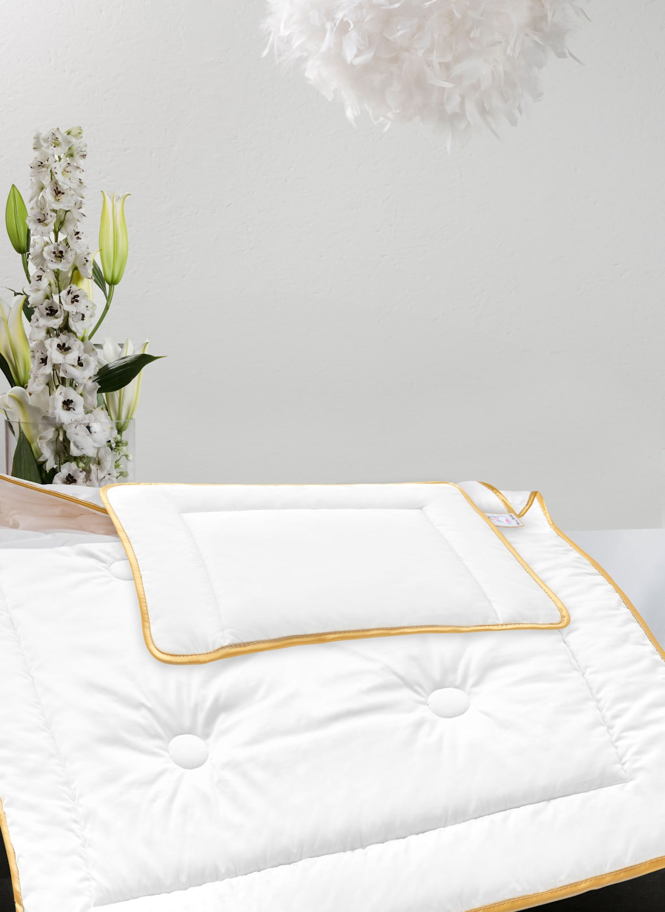 FRAU HOLLE Kinderkopfkissen KIDDYS: WEISS