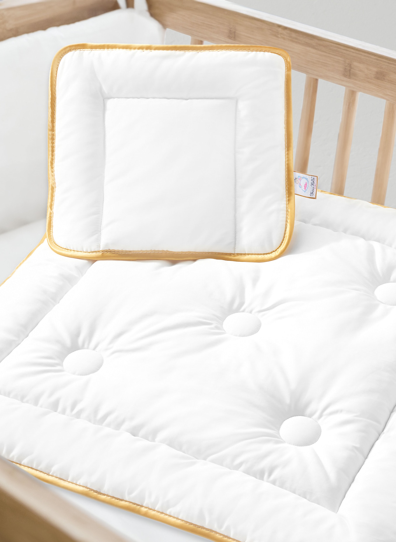 FRAU HOLLE Babykopfkissen BABY: WEISS