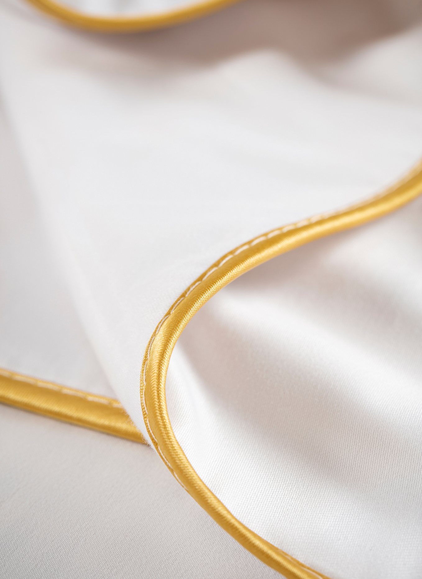 FRAU HOLLE Babykopfkissen BABY: WEISS