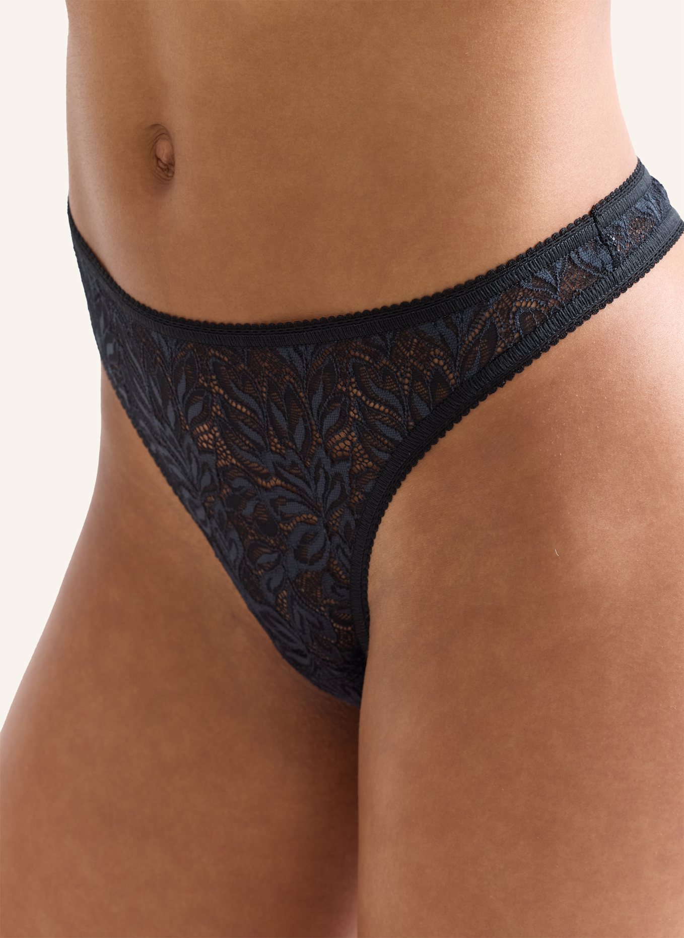 erlich textil String ICONIC LACE STRING: SCHWARZ