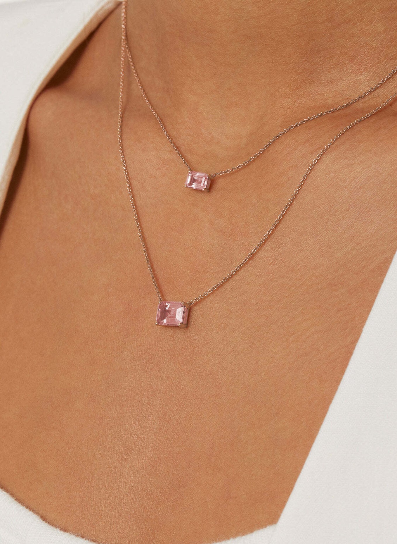 VEYNOU Halskette ROSIE aus 14 Karat Roségold und 1.00ct. lab-grown Morganit: ROSÉGOLD