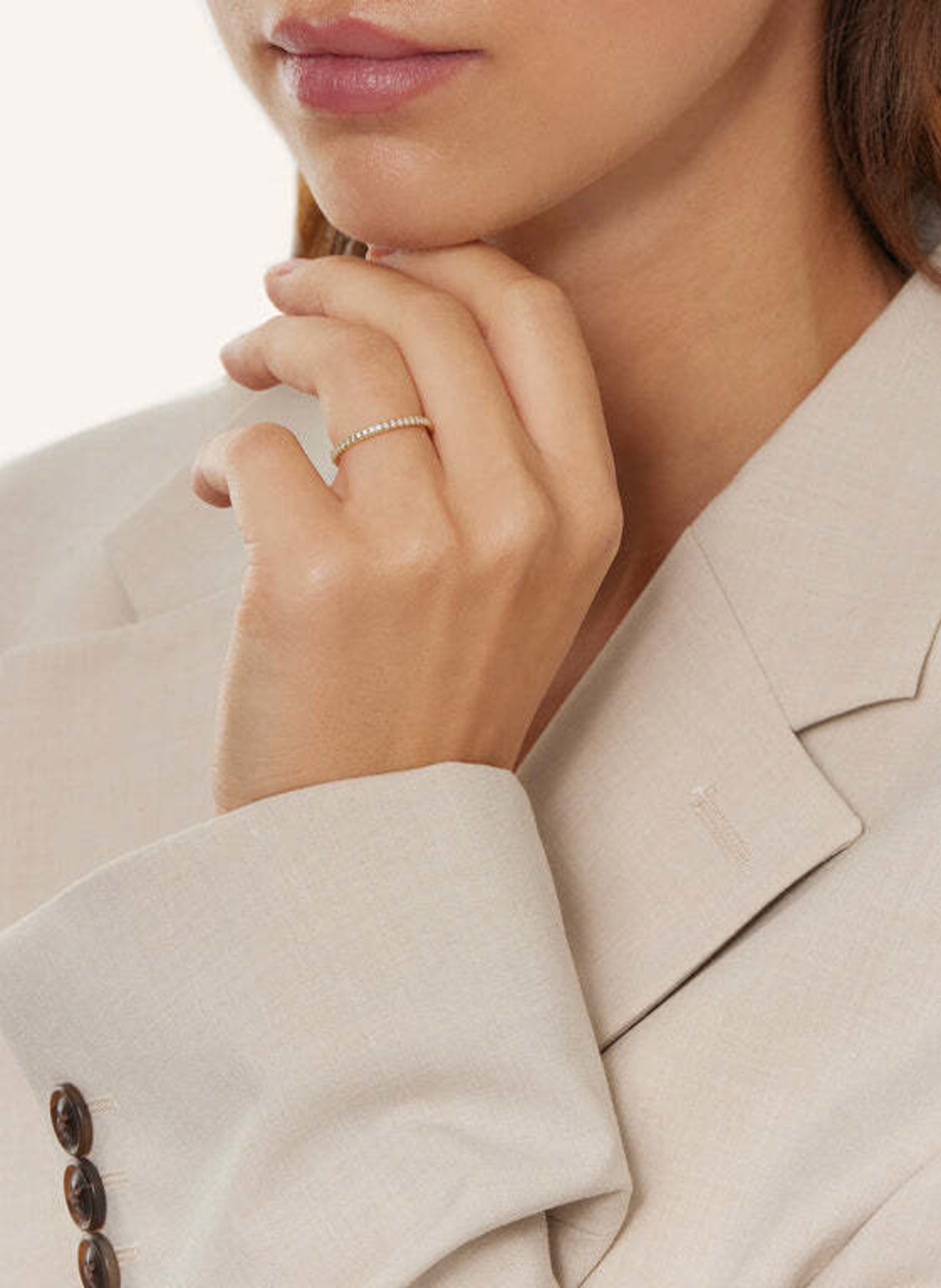 VEYNOU Ring MARA aus 18 Karat Gelbgold und 0,10ct. Diamanten: GOLD