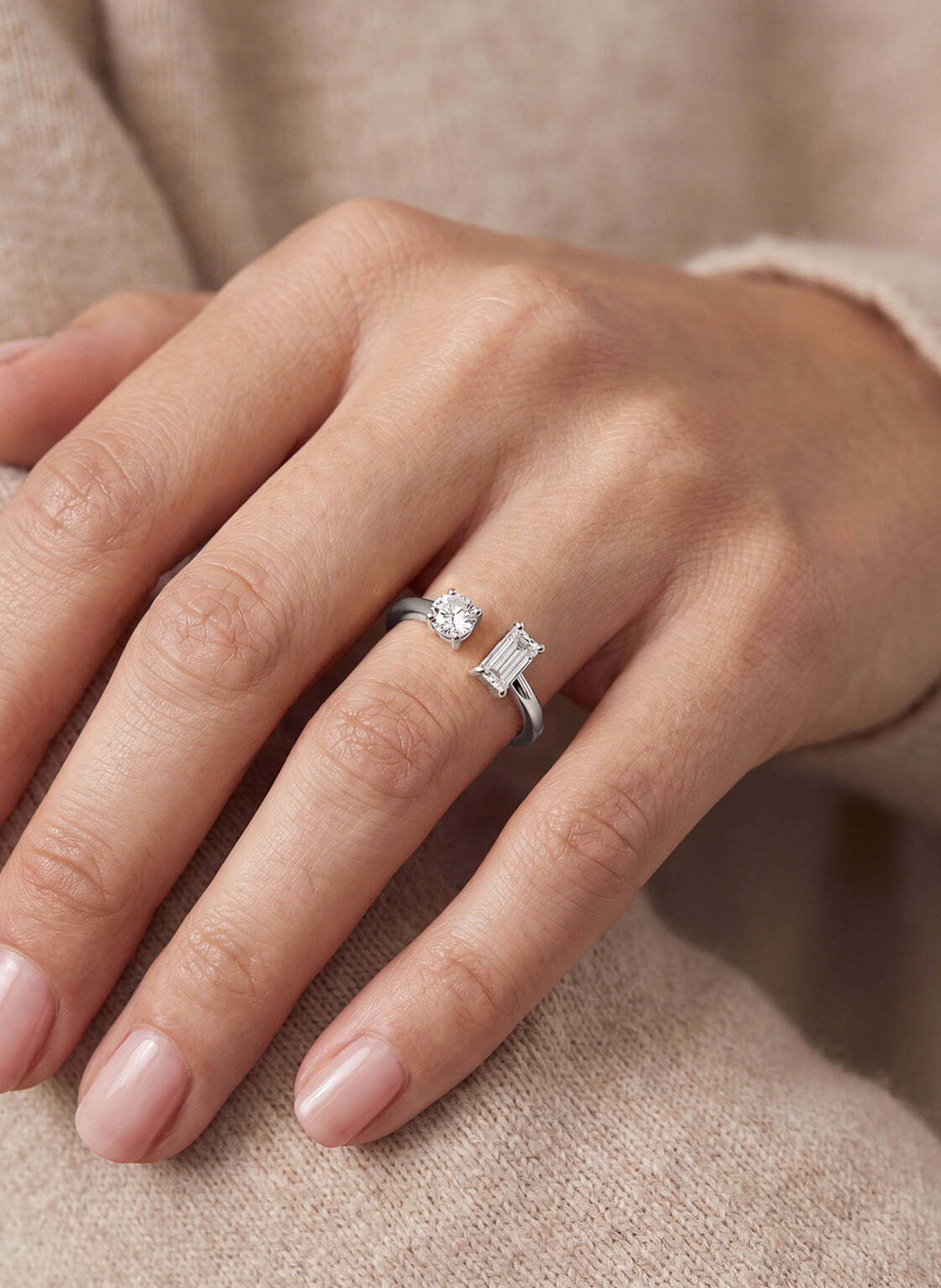 VEYNOU Ring BLAIR aus 14 Karat Weißgold und 0,68ct. Lab-Grown Diamanten: WEISSGOLD