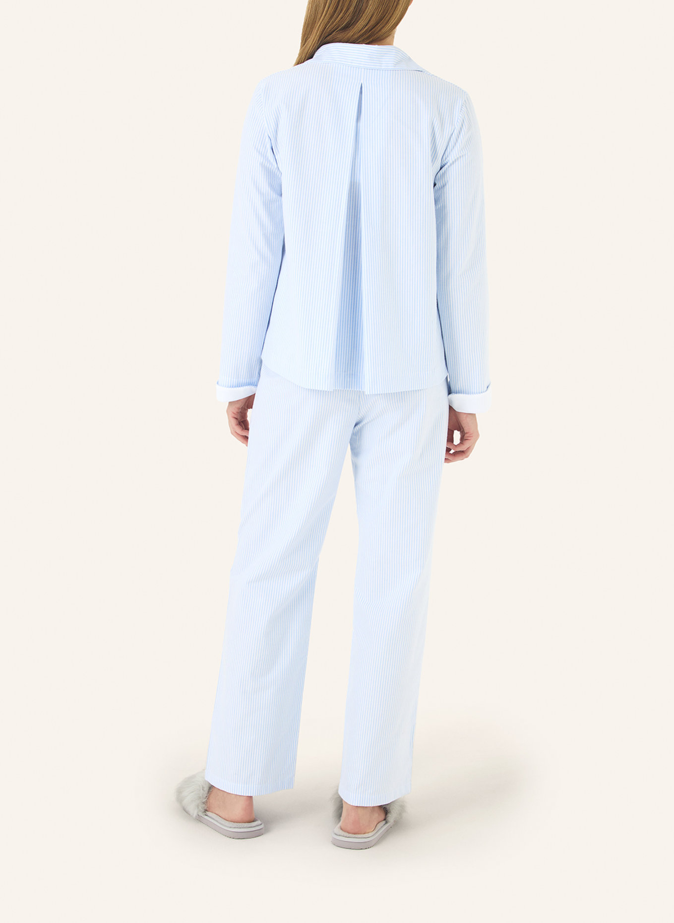 yellamaris Schlafanzug: HELLBLAU/ BLAU