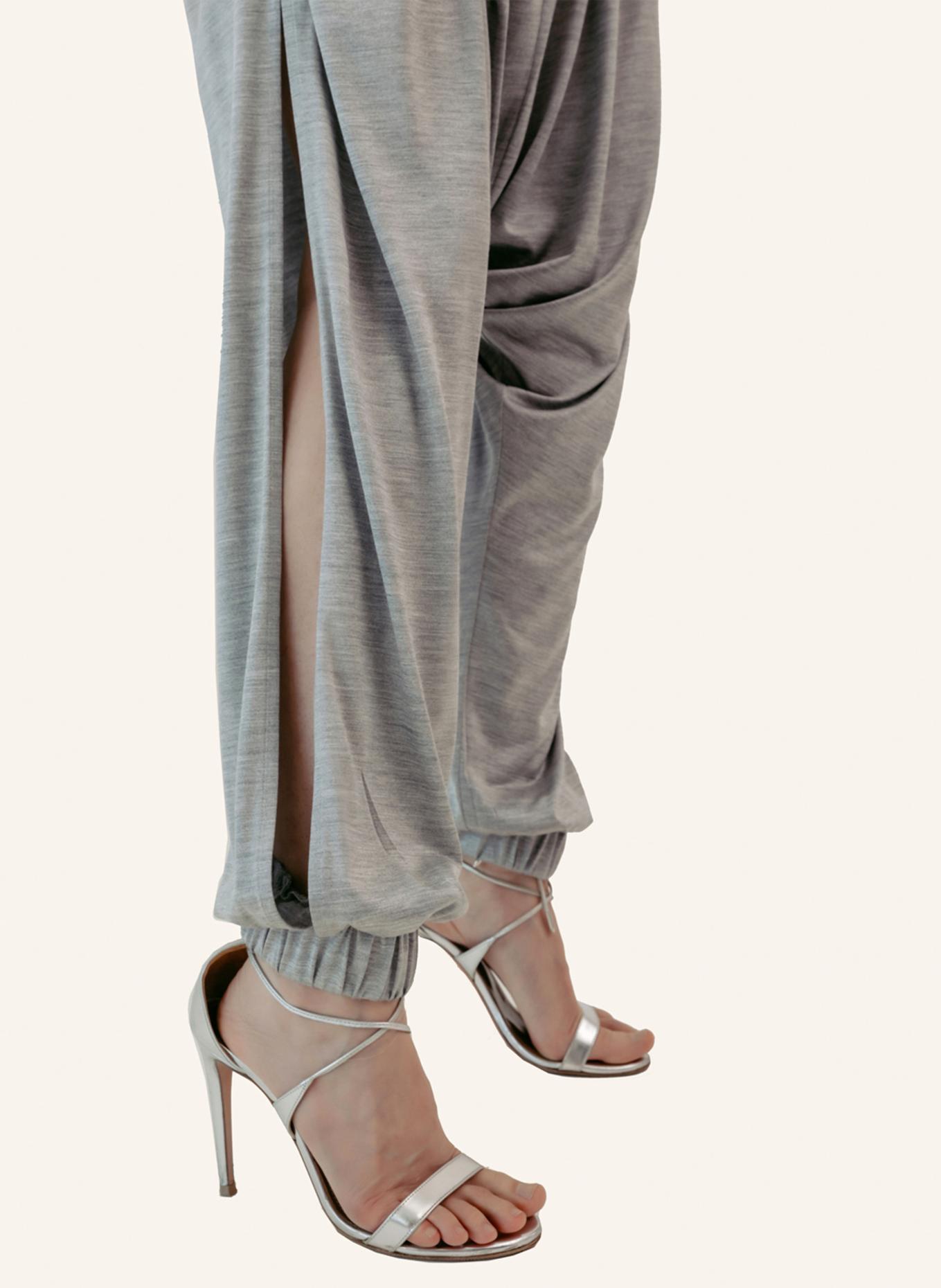 Helene Galwas Sarouel Hose aus Seidenjersey INGRID: GRAU