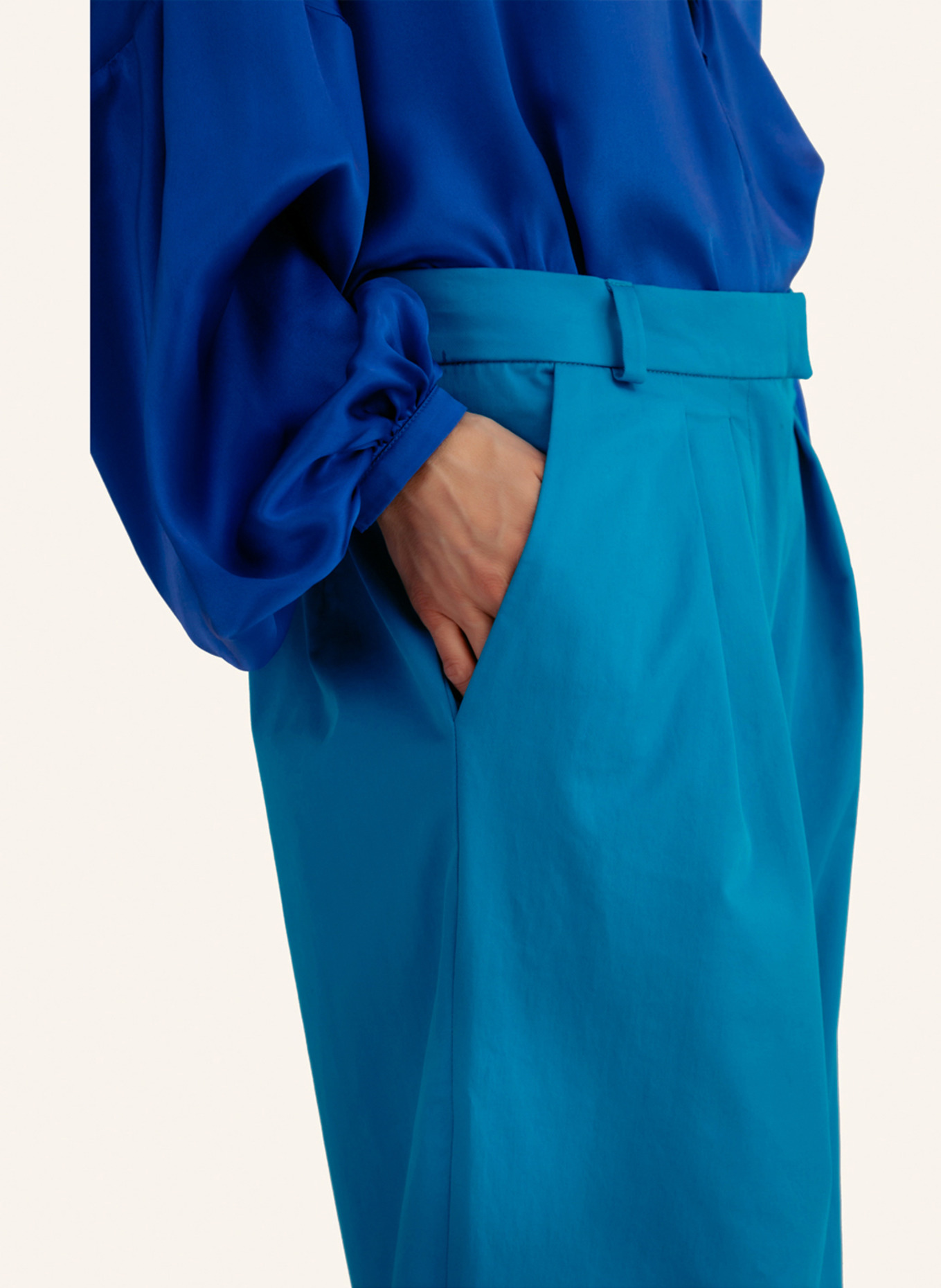 Helene Galwas Hose aus Baumwolle IRENA: HELLBLAU