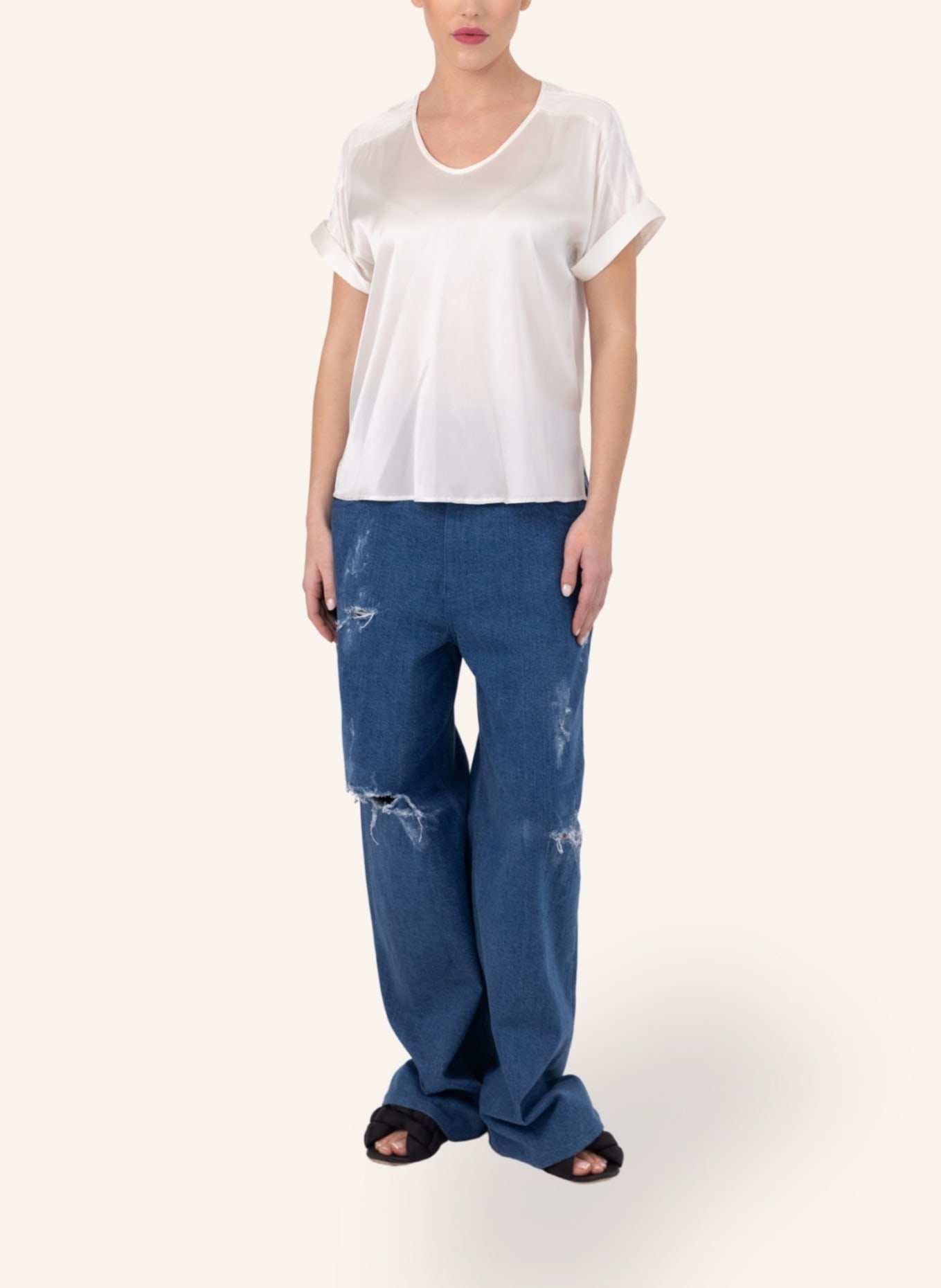 Helene Galwas Oberteil mit abnehmbaren Federn AVA: WEISS