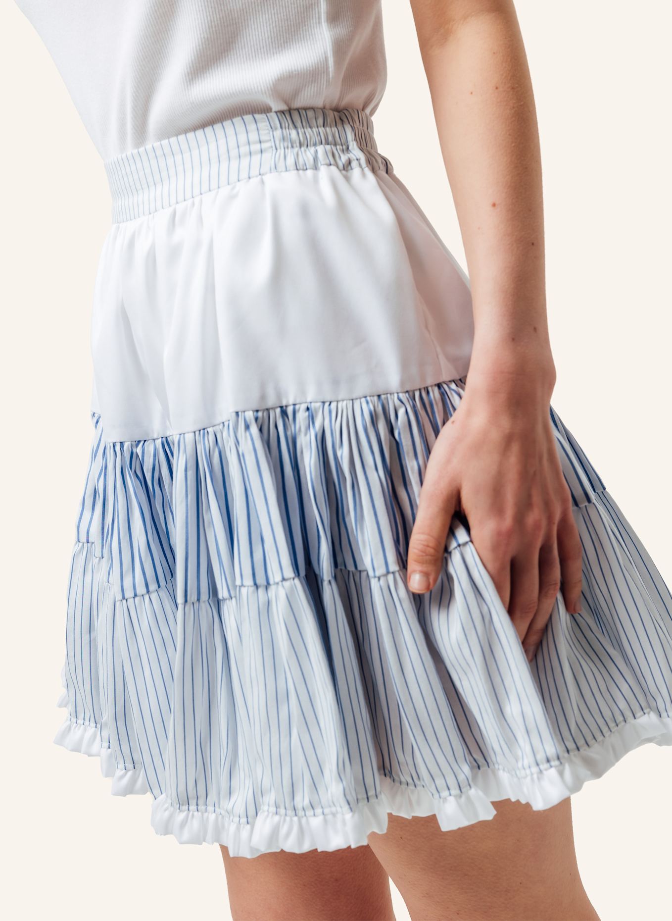 Helene Galwas Minirock KALIYAH: BLAU/ WEISS